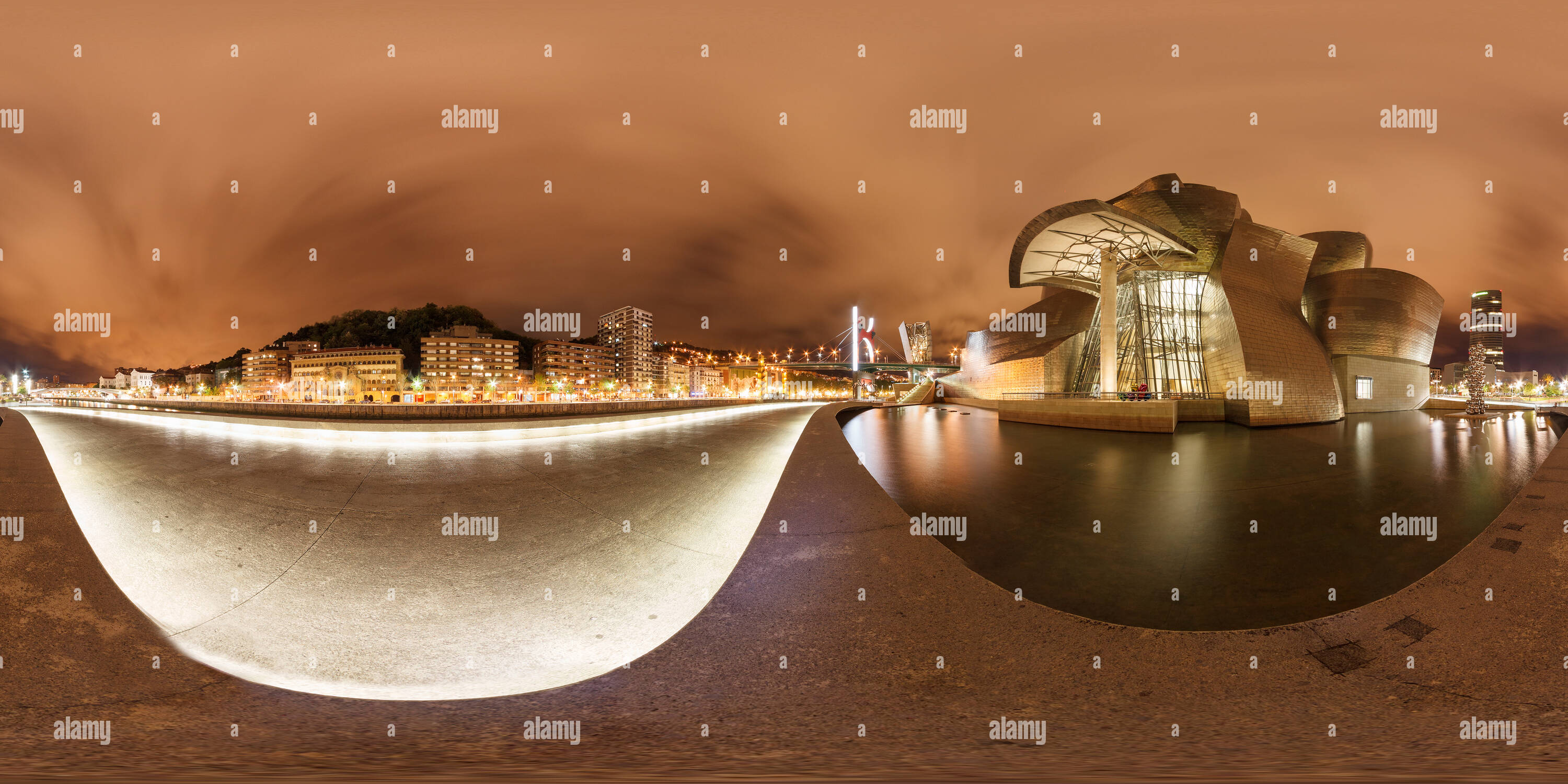 360° view of guggenheim bilbao, spain - Alamy