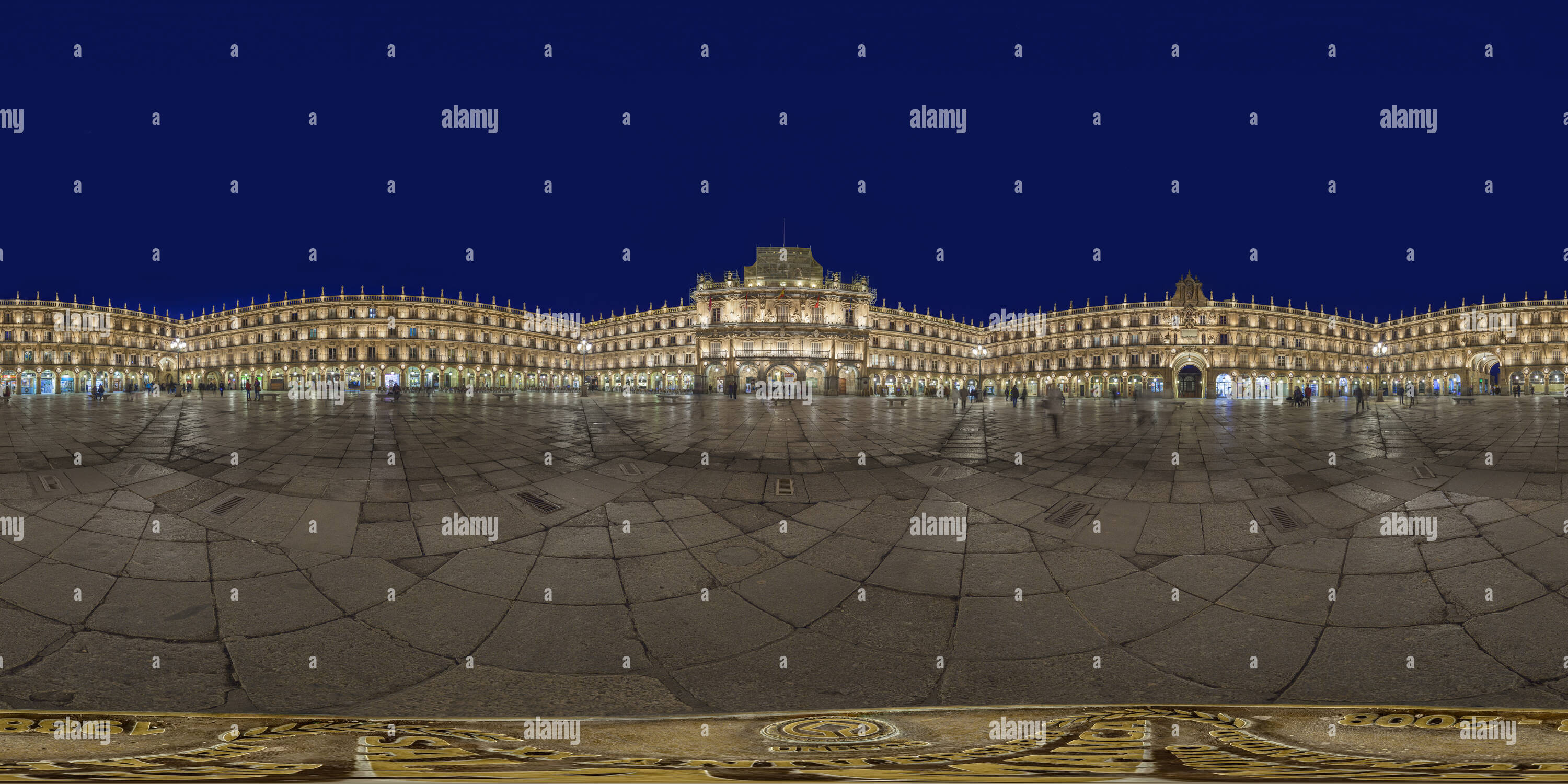 360° view of main square. salamanca. spain Alamy