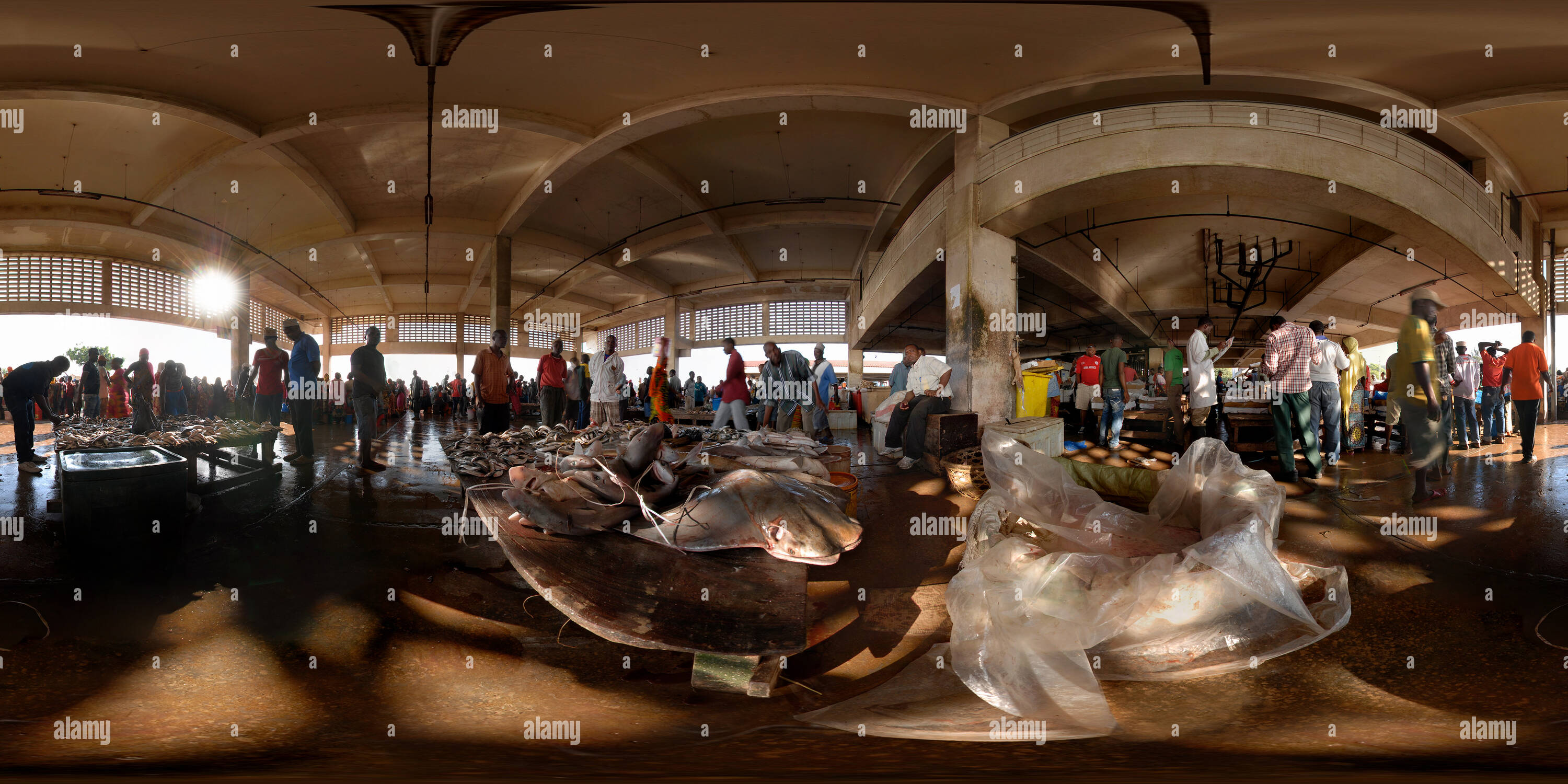 360° view of Mzizima Fish Market, Dar es Salaam 5 Alamy