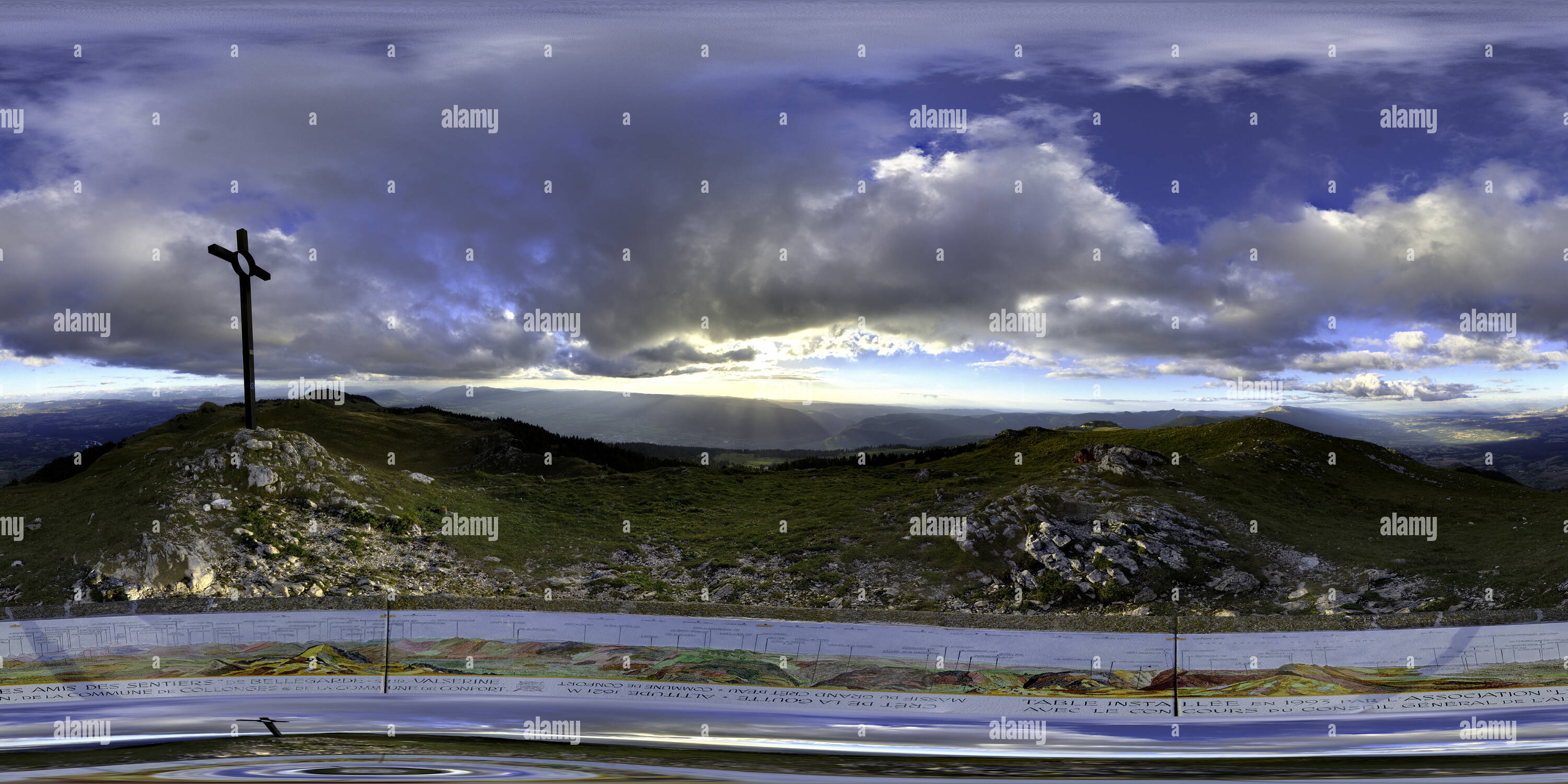 360 degree panoramic view of 120919 cret de la goutte table d orientation
