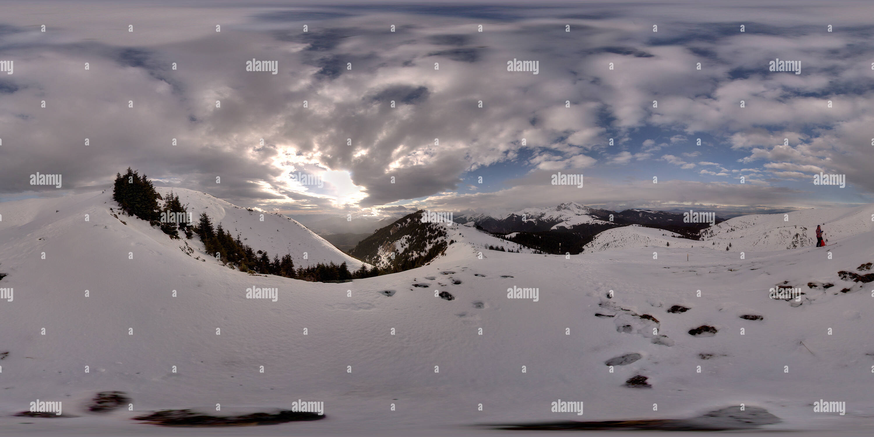 360° view of Hiking to the Crossroads - Alamy