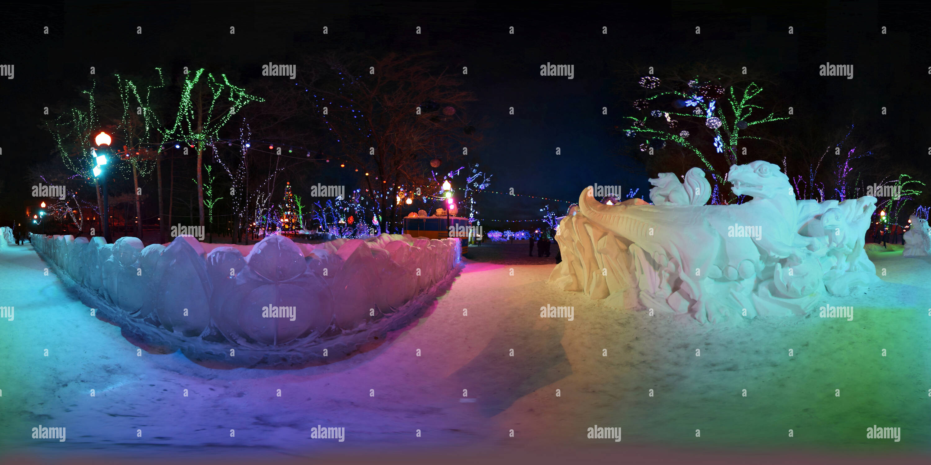 360° view of Snow dinosaurs in the park Dynamo Alamy