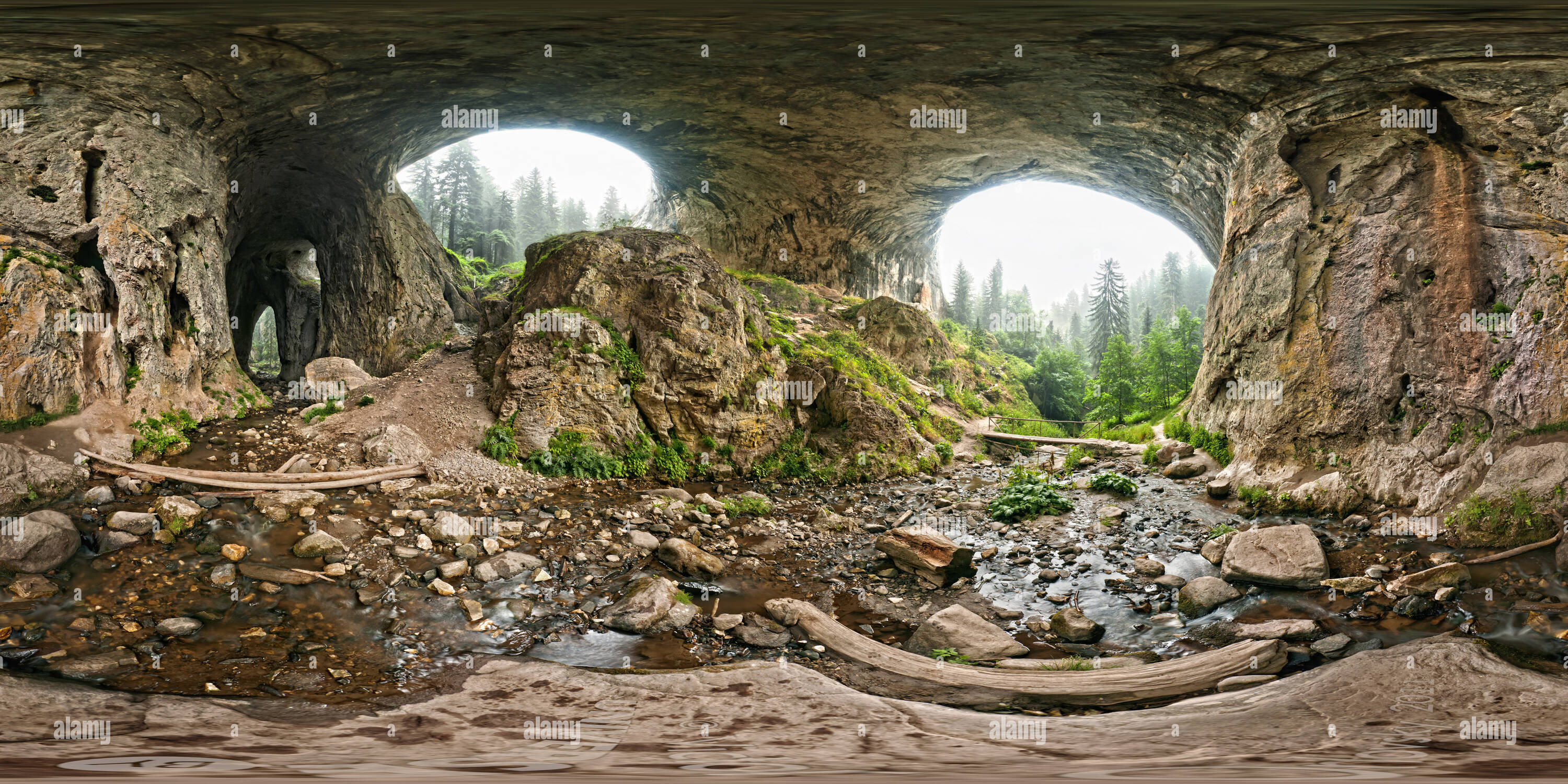 360° view of Bulgaria. Strange Gate Cave - Alamy