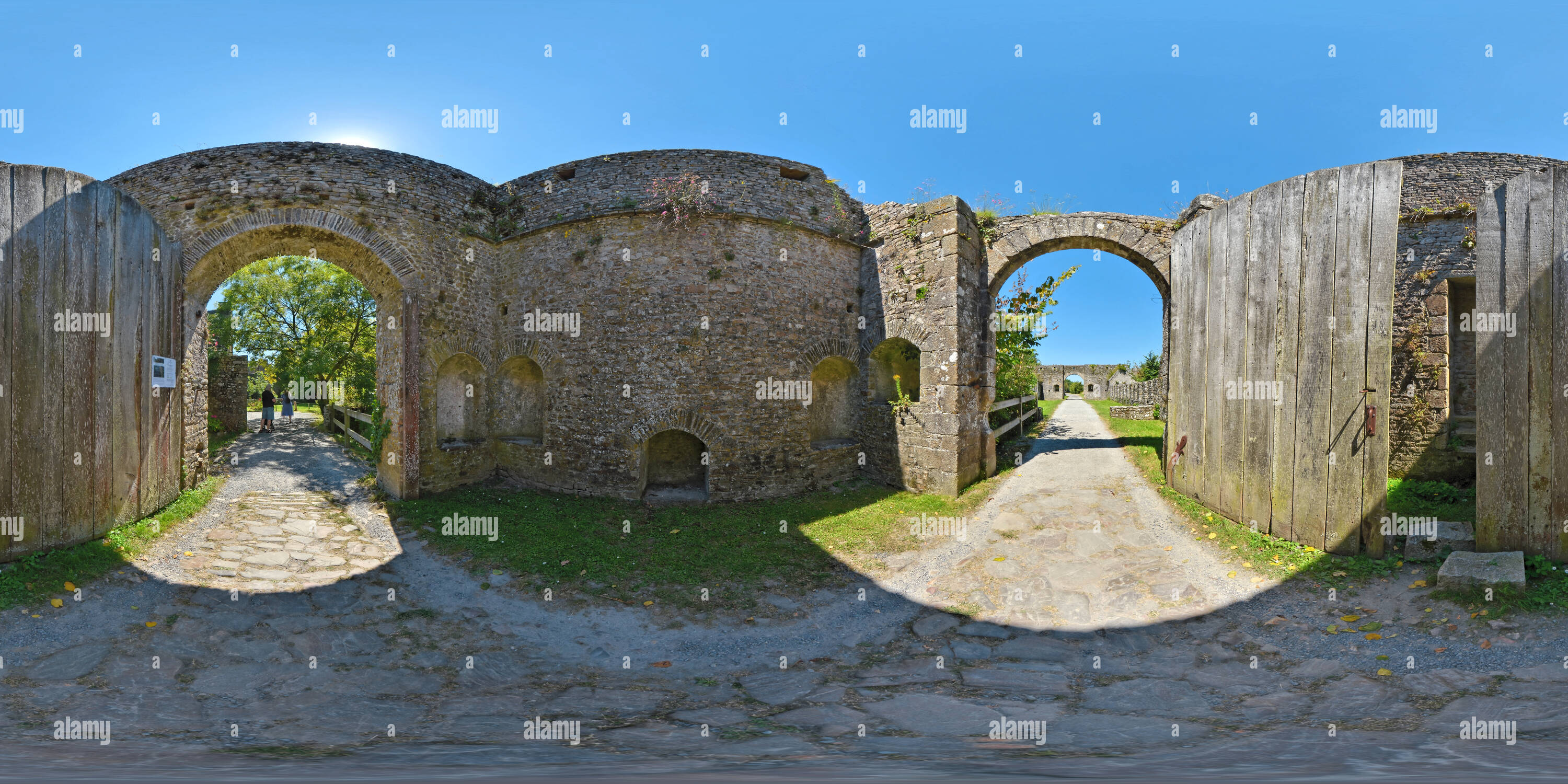 360 View Of Porte Fortifiee Du Chateau De Pirou France Alamy