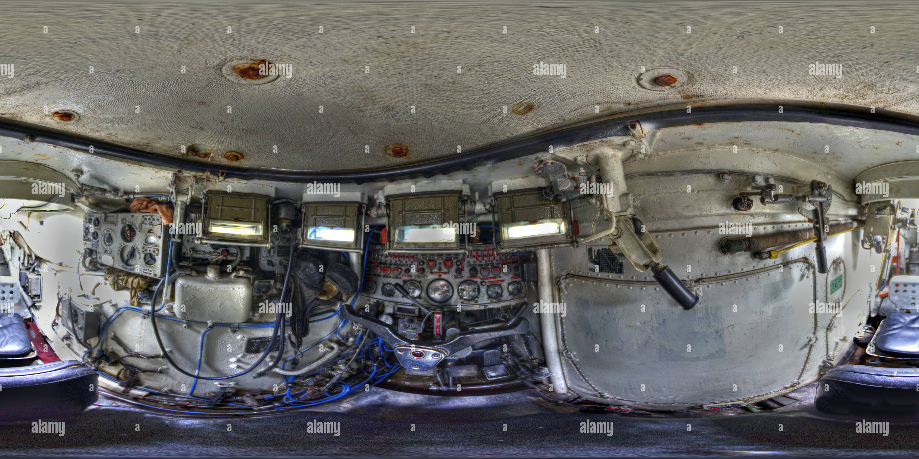 360 View Of Schutzenpanzer Bmp 1 Sp2 Fahrerplatz Alamy