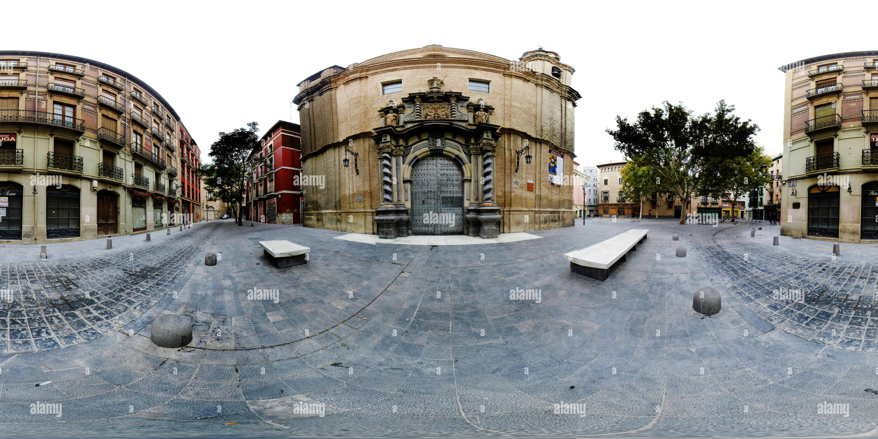 360° view of PLAZA SAN FELIPE, ZARAGOZA - Alamy