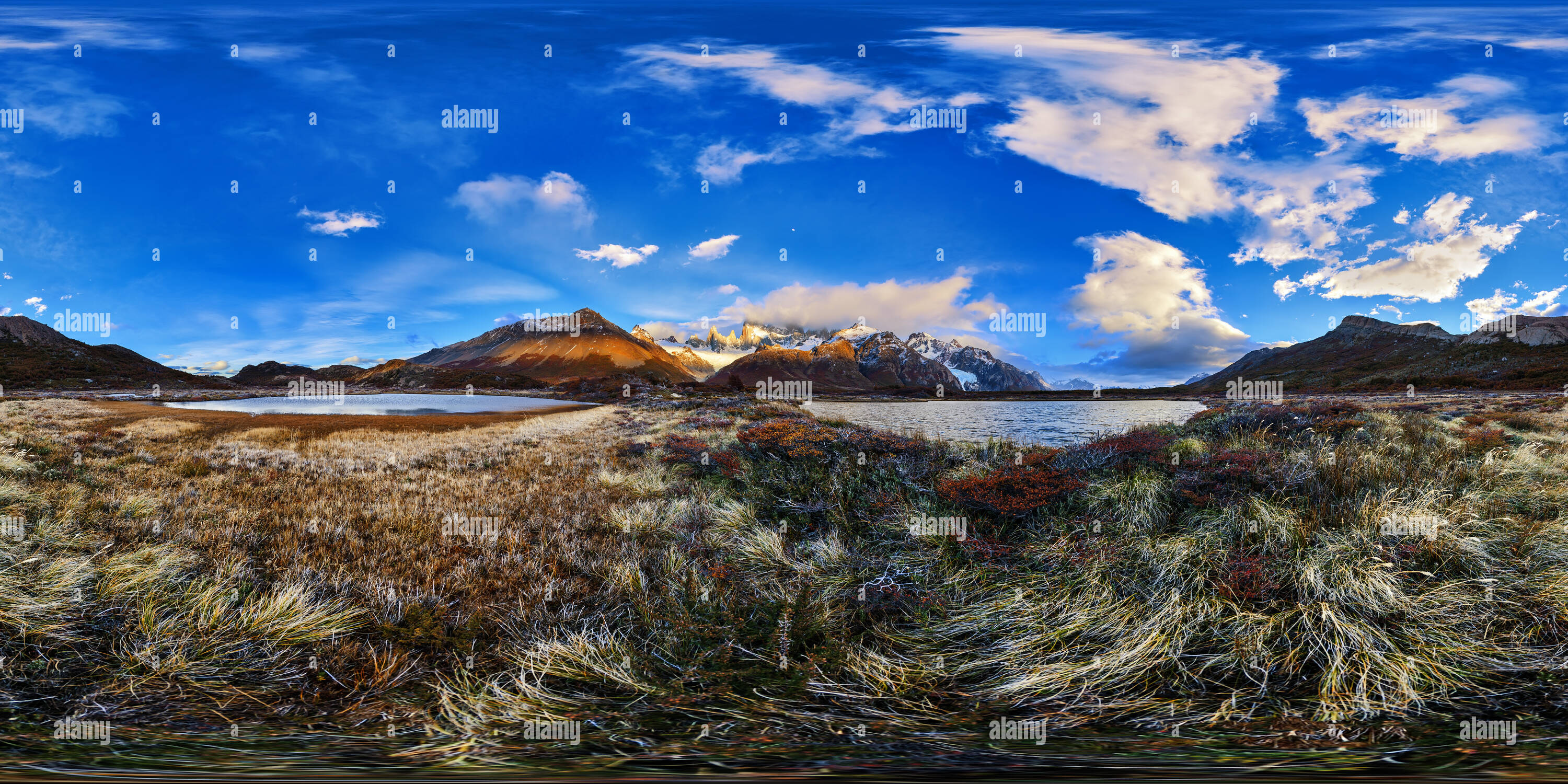 360 degree panoramic view of Fitz Roy Valley at sunrise