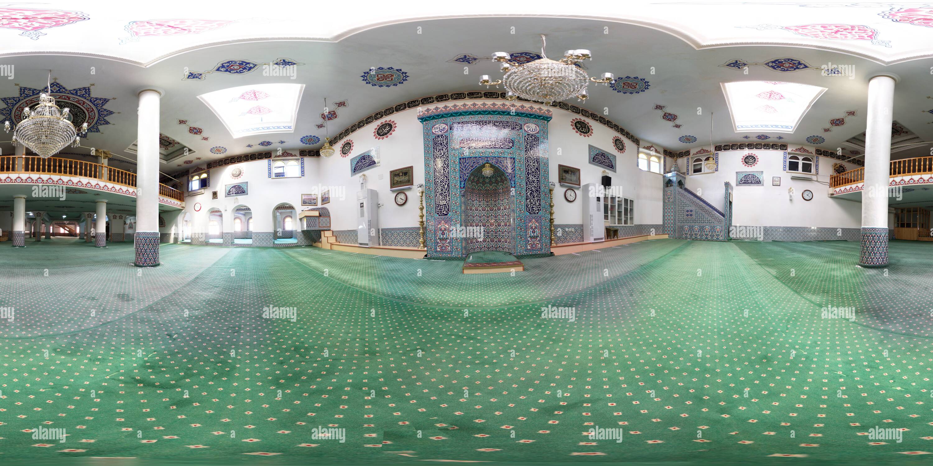 360 degree panoramic view of Meydan Camii