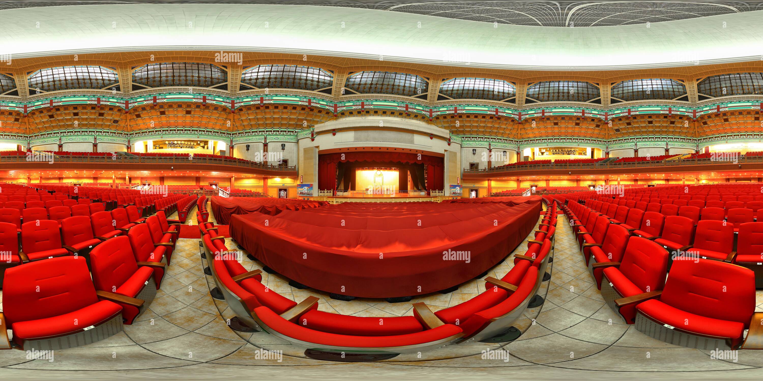 360 degree panoramic view of Sun yat-sen memorial hall inside the main building 2