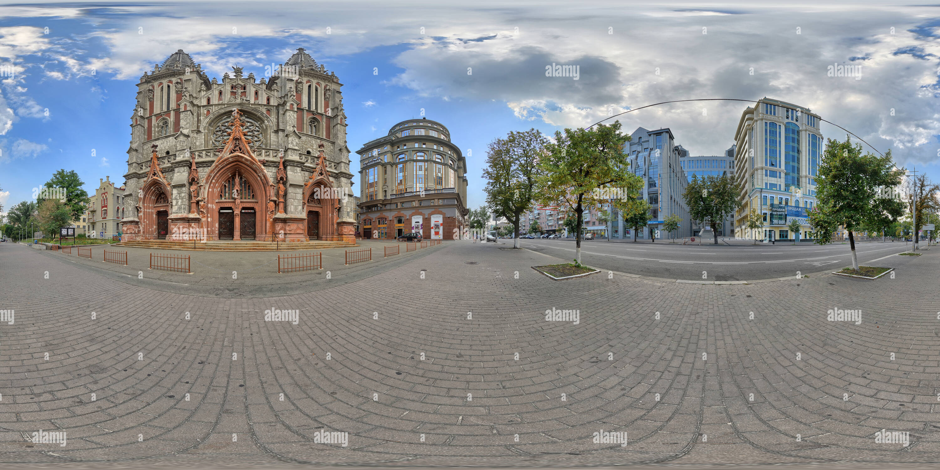 360° view of St. Nicholas Roman Catholic Cathedral, Kiev Alamy