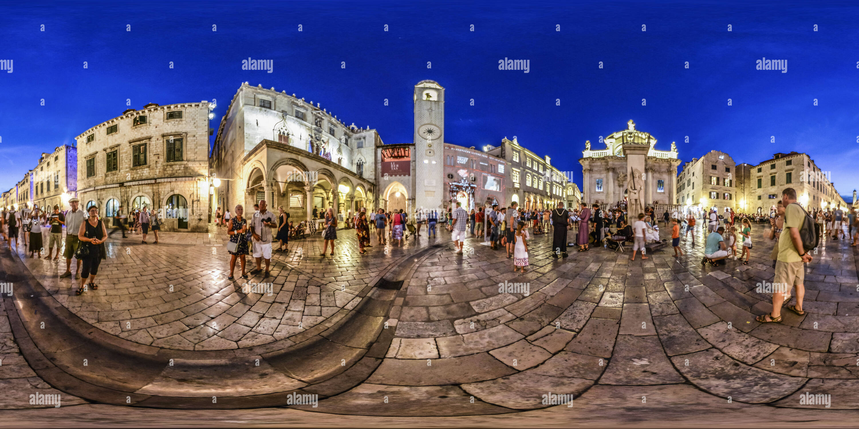 360 degree panoramic view of Dubrovnik by night