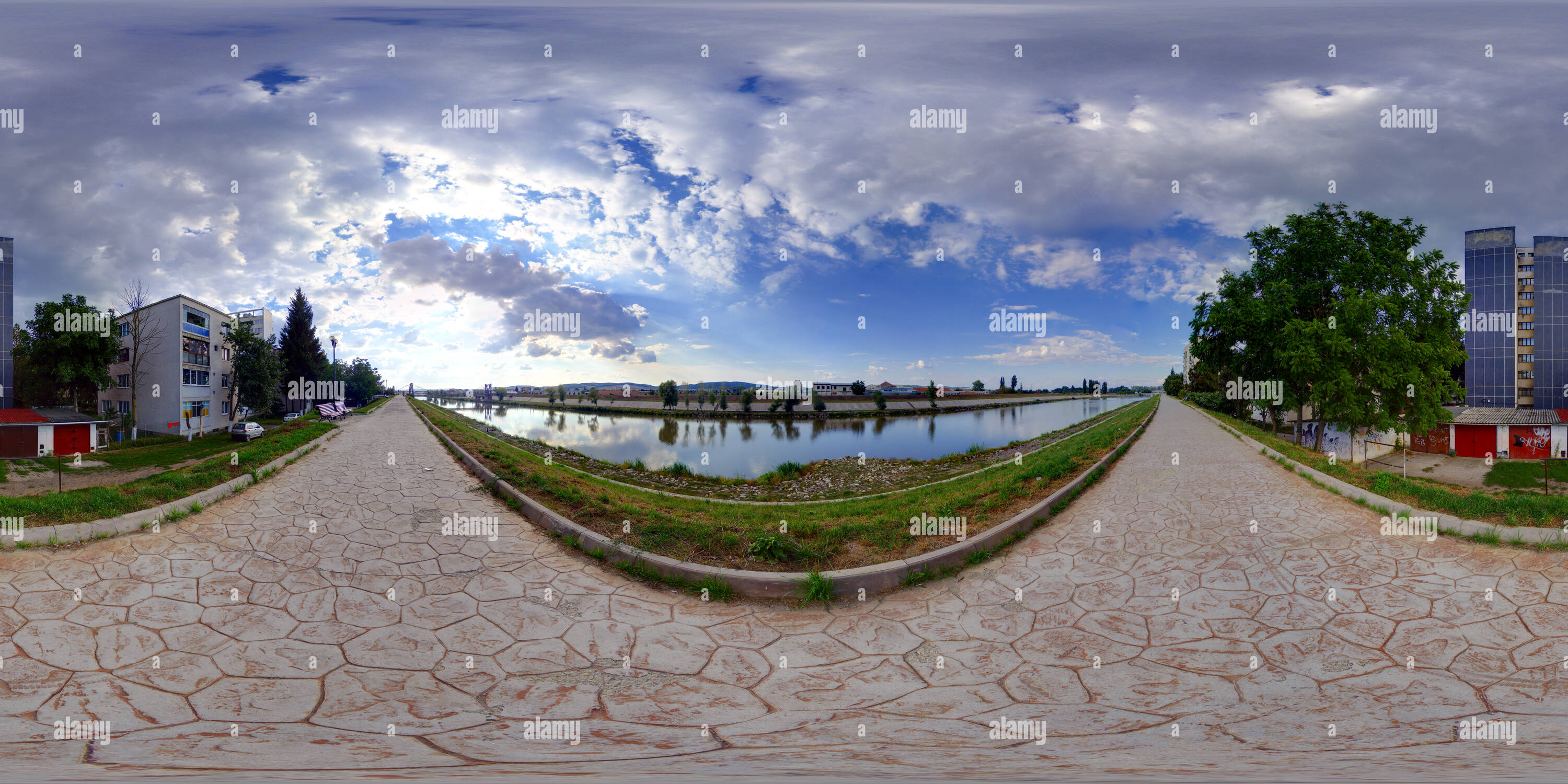 360° view of Mureș Riverbanks in Summer, Târgu Mureș Alamy