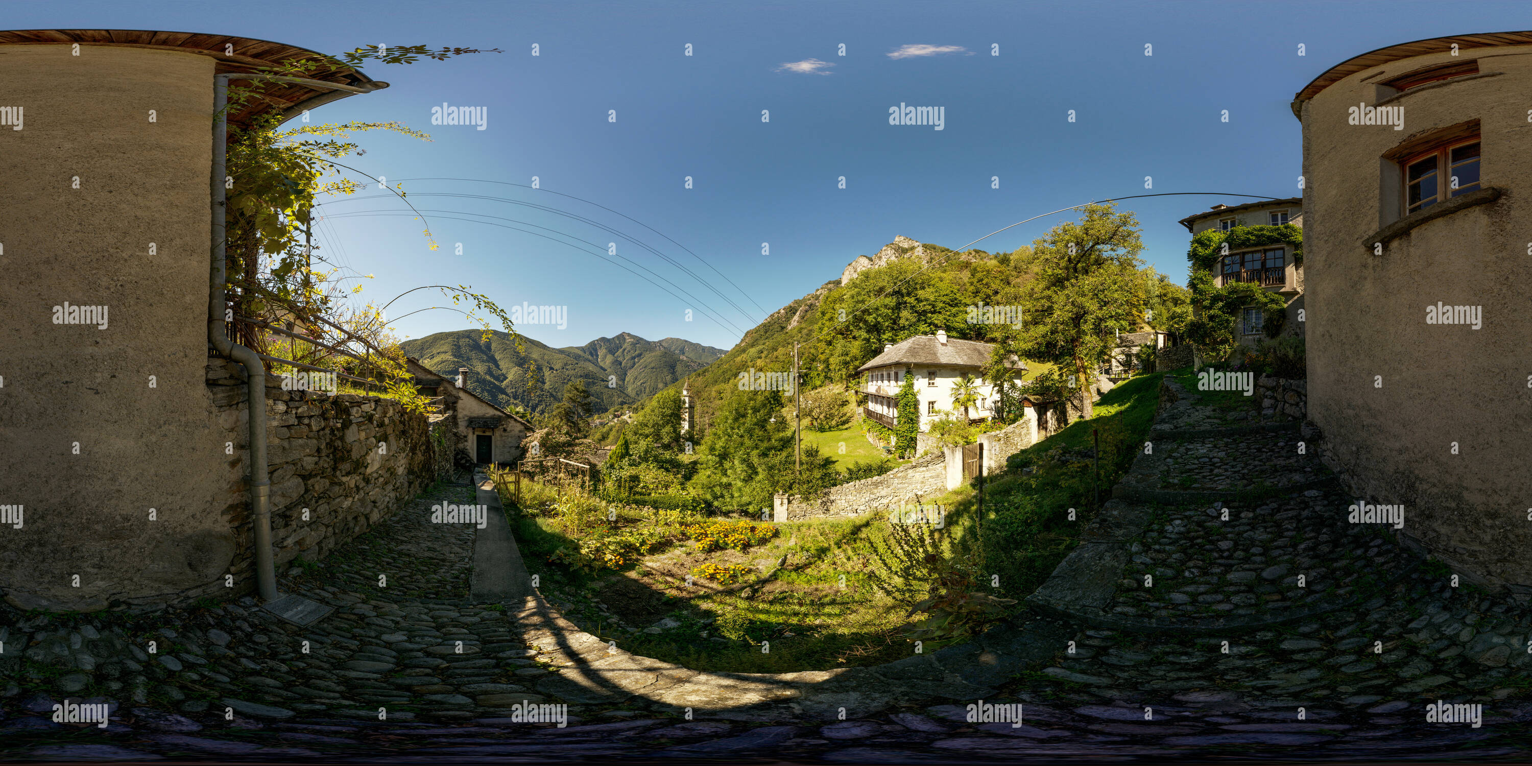 360 degree panoramic view of Berzone in the Onsernone Valley