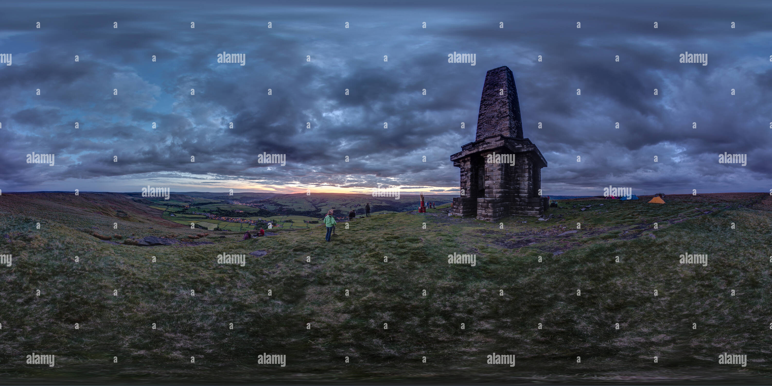 360 degree panoramic view of The unlit Diamond Jubilee Beacon at Stoodley Pike, June 2012