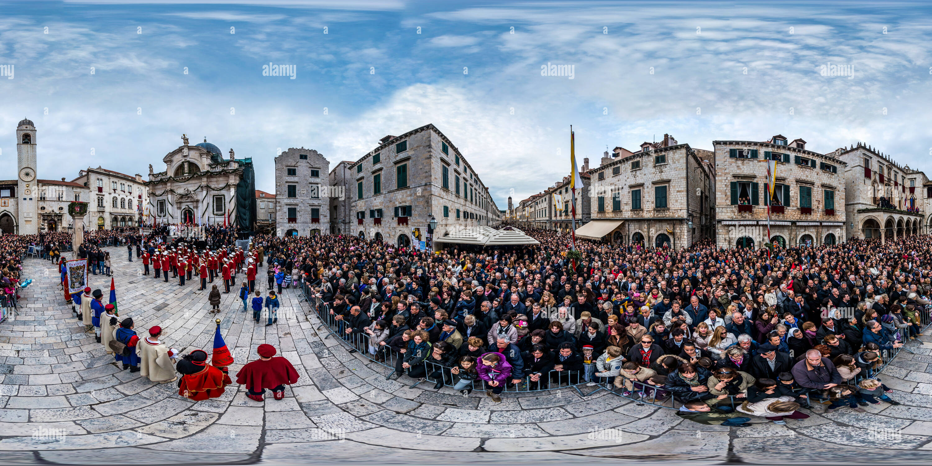 360 degree panoramic view of Candlemas 2014. elevated