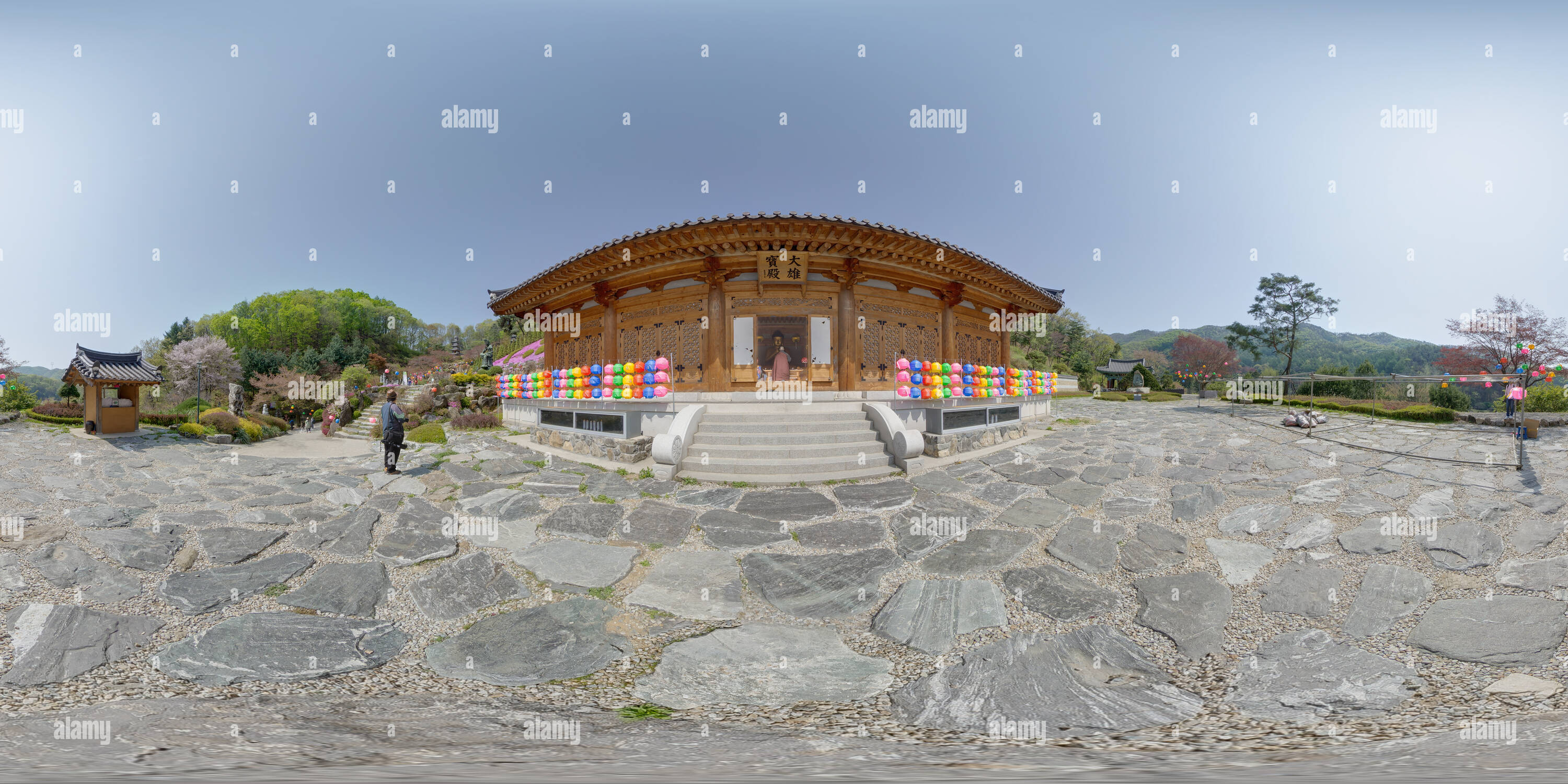 360° view of Wawoojeongsa DaeWoongHyeonJeon (The Main Building of a