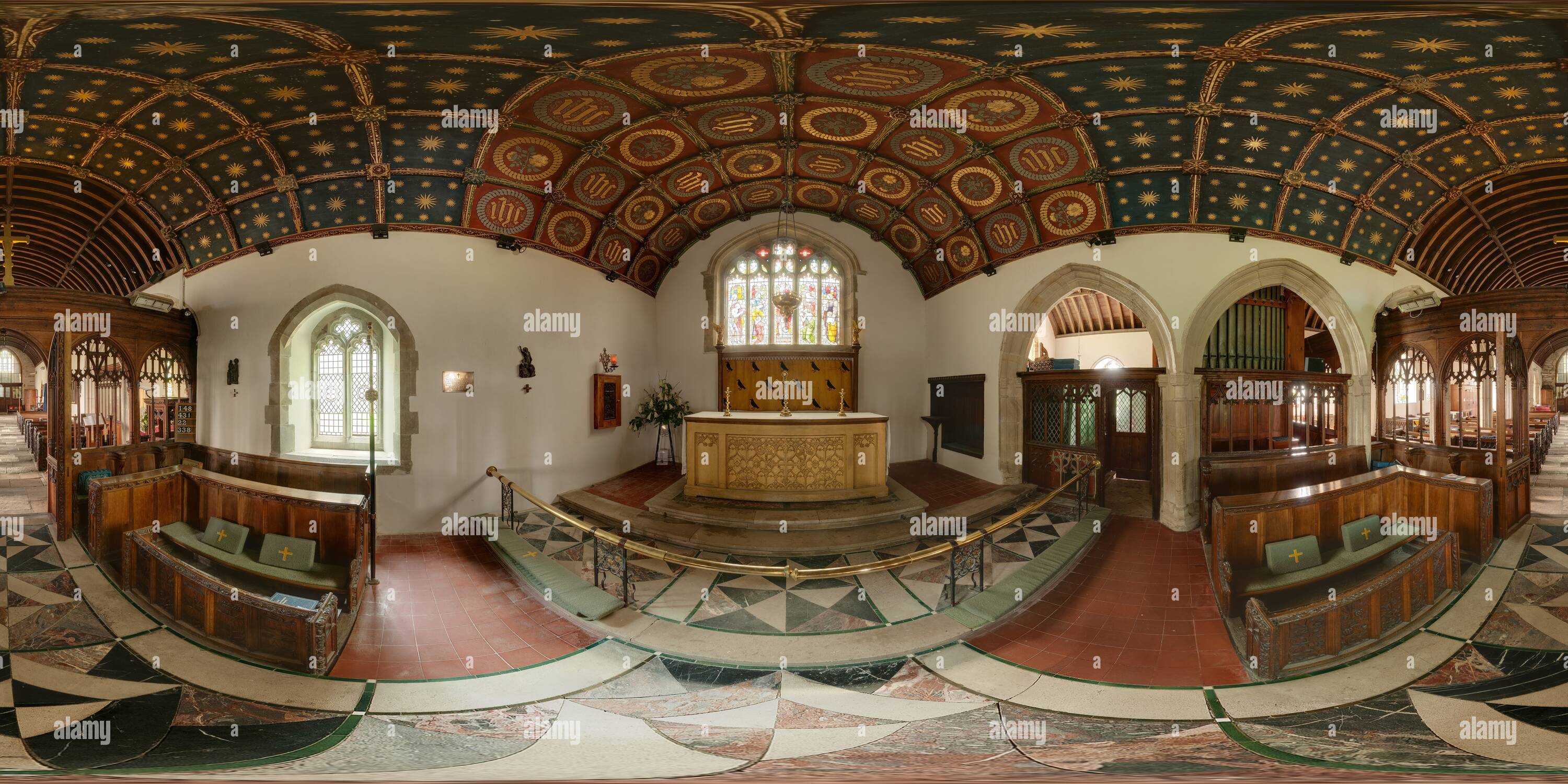 360 degree panoramic view of St Newlyn East Church, the Chancel