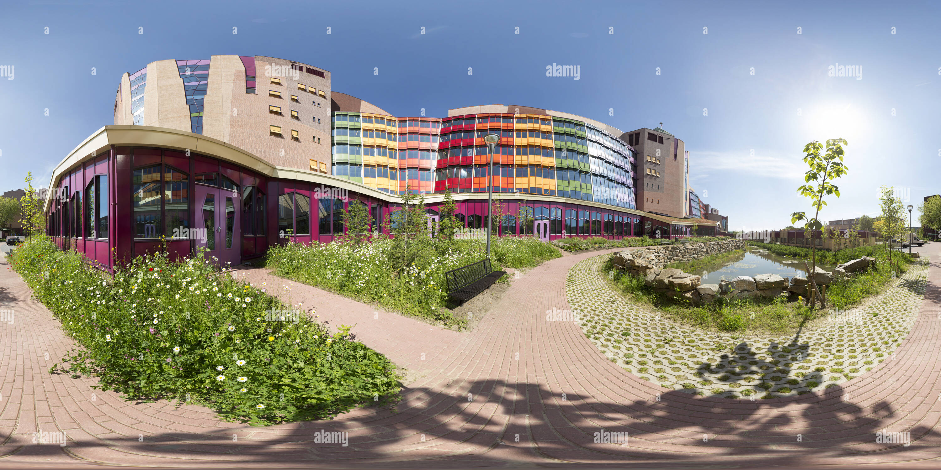 360° view of Isala Hospital Zwolle South elevation showing patient