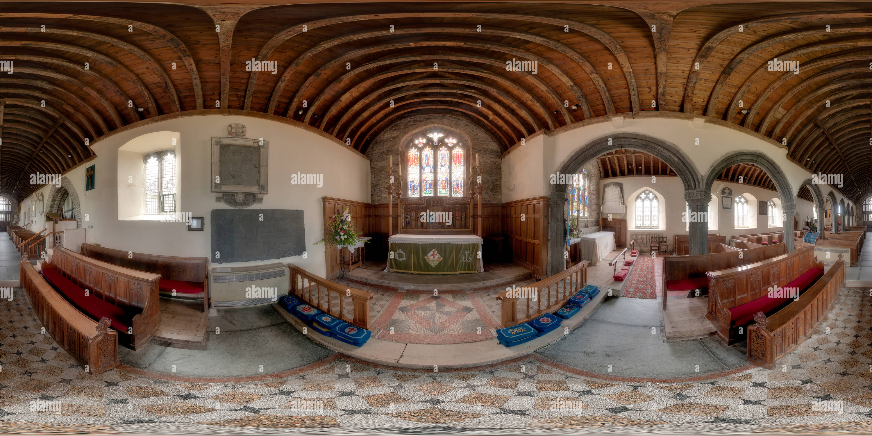 360 degree panoramic view of St Merryn Church, the Chancel and Nave