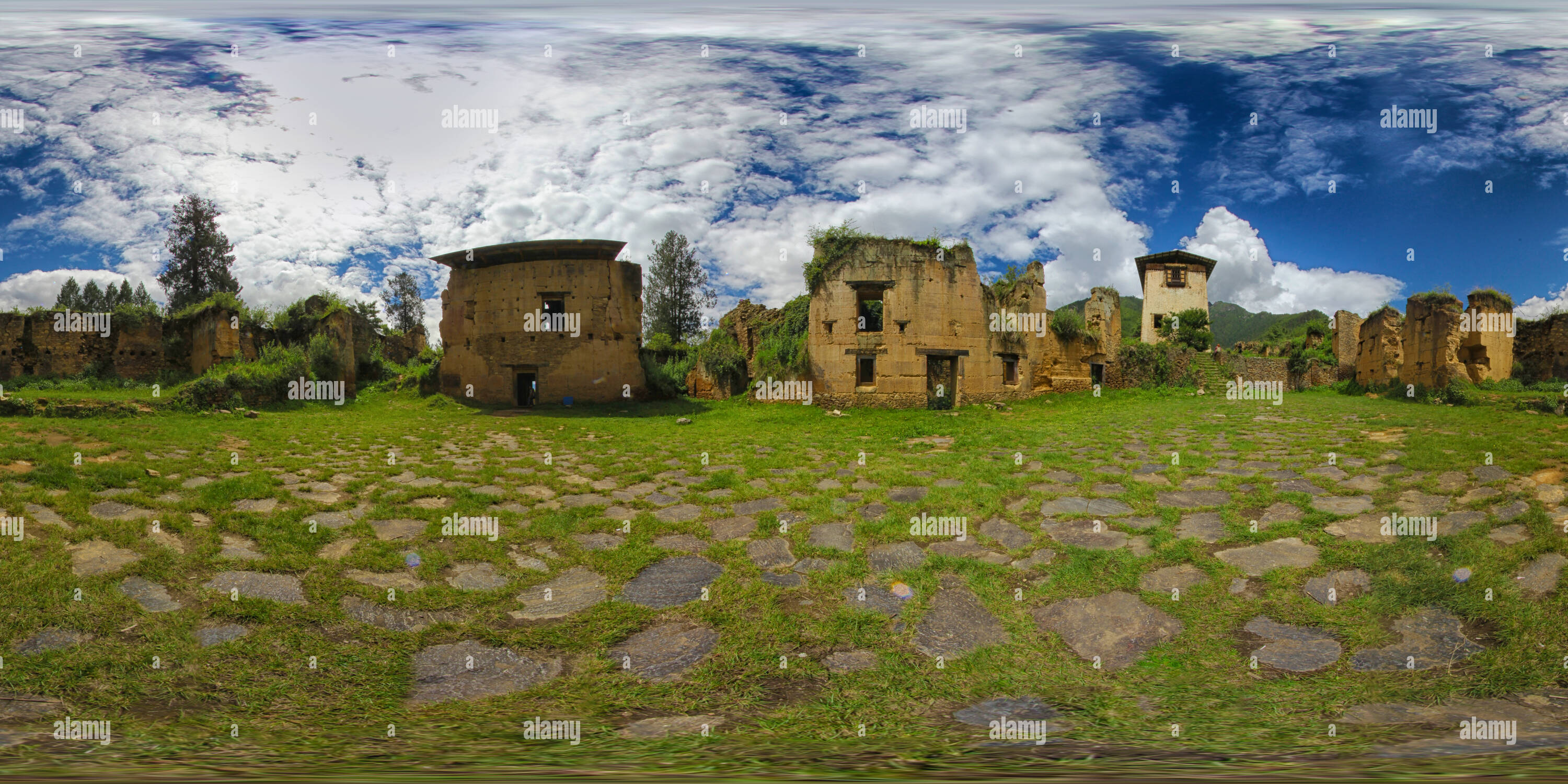 360° view of Ruins of Drukgyal Dzong - Alamy