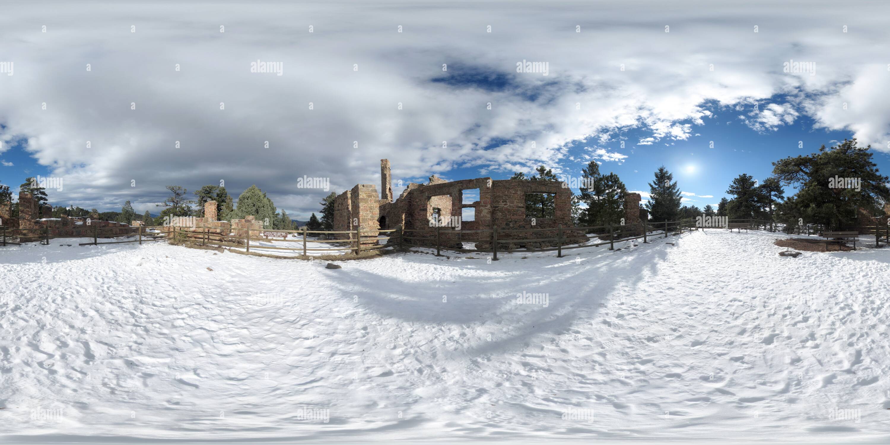 360° view of Walker Castle (ruins) [1] - Alamy