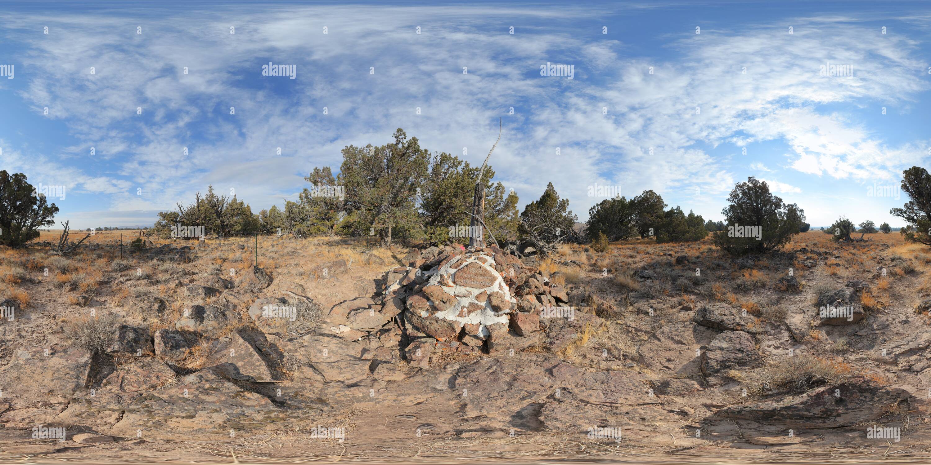 360° view of California-Nevada-Oregon tri-state line [1] - Alamy