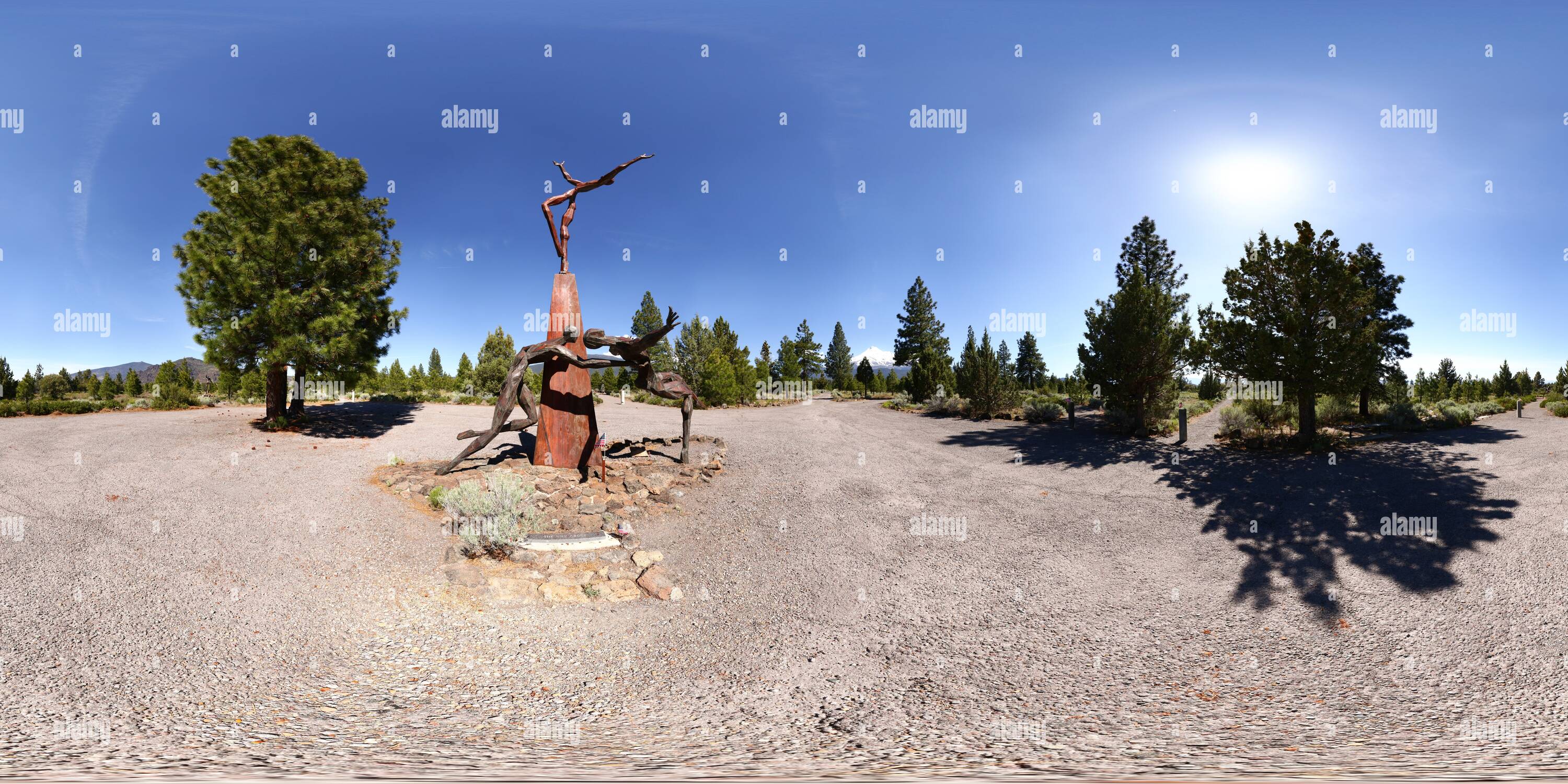 360° view of Living Memorial Sculpture Garden - Alamy