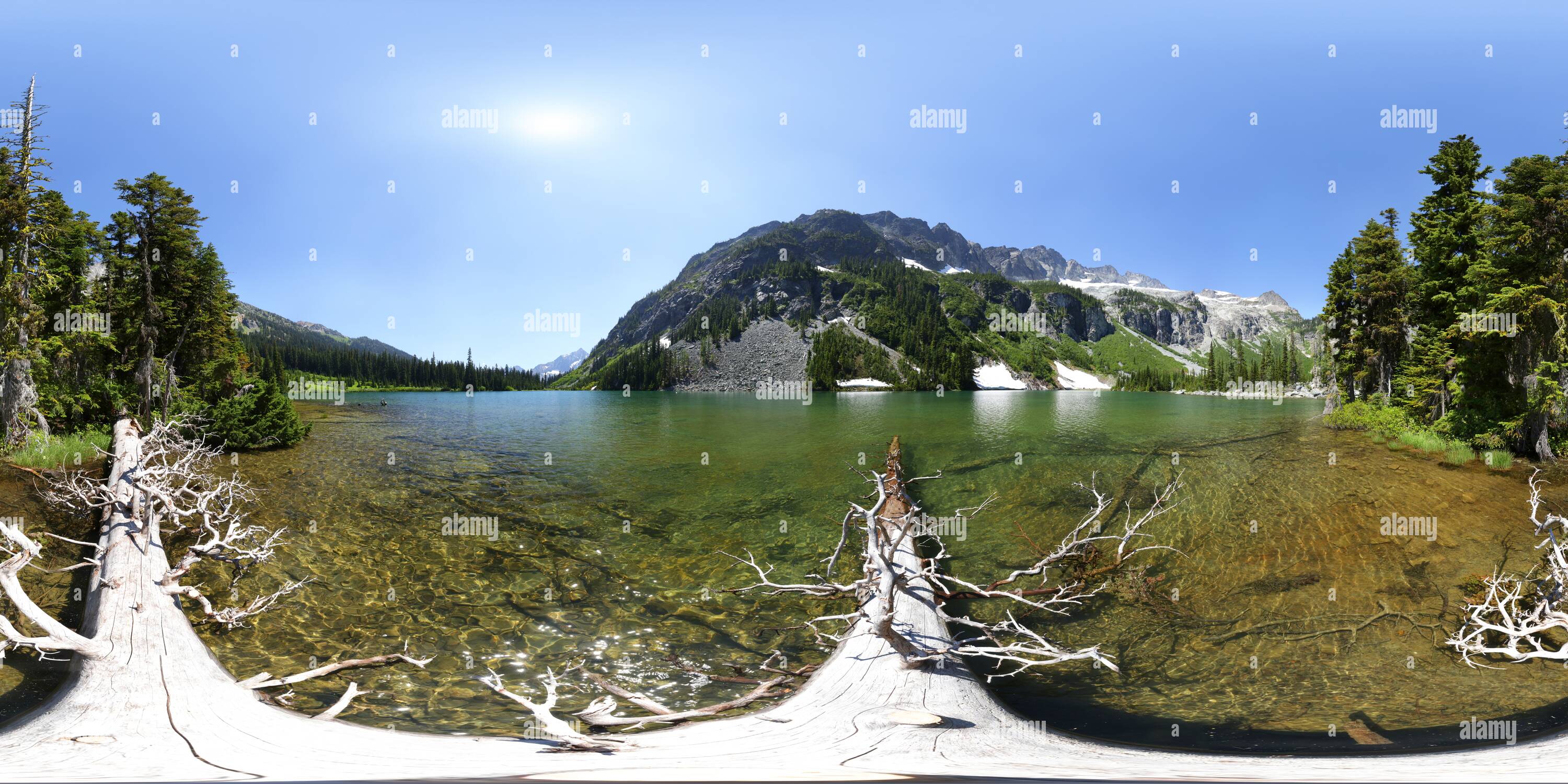 360° view of Holden Lake [3] Alamy