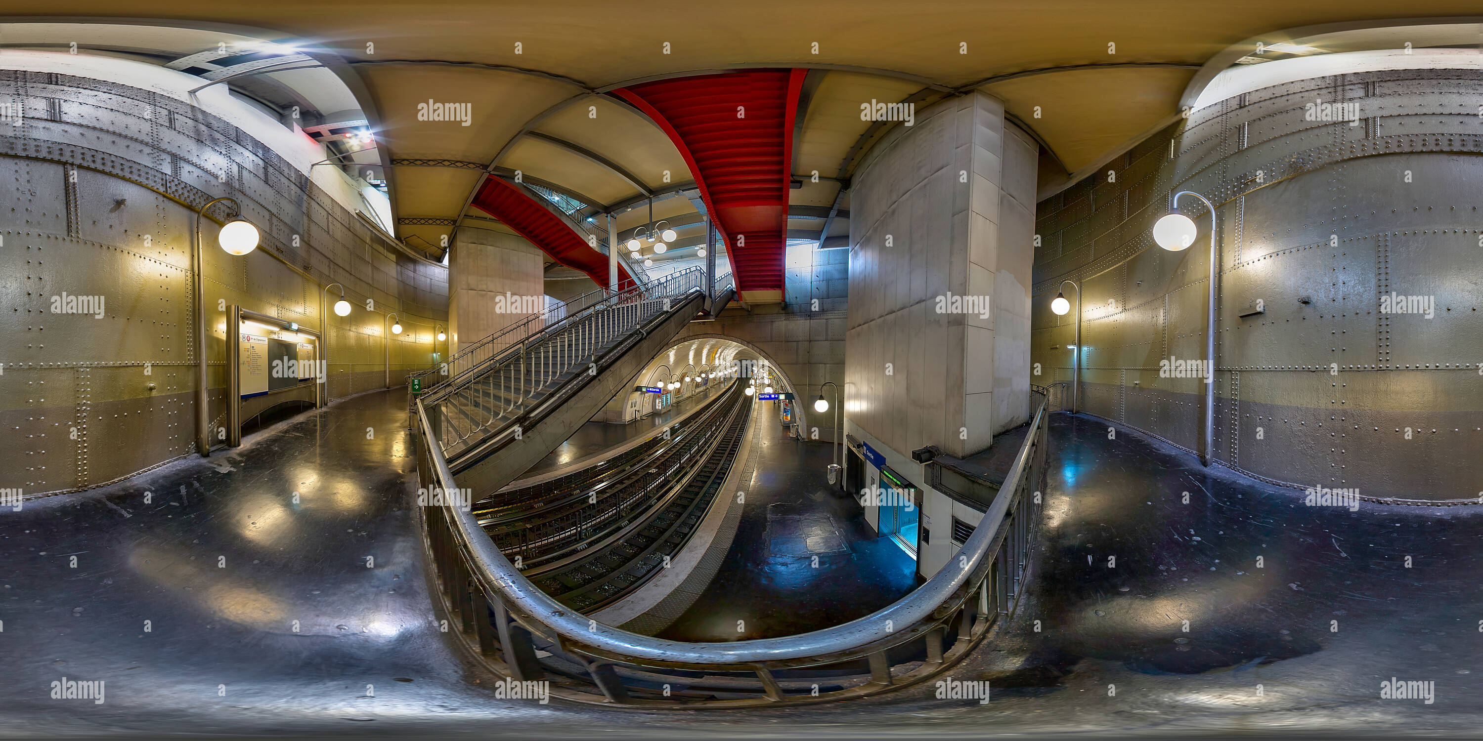 360° view of Cite Metro station Paris - Alamy