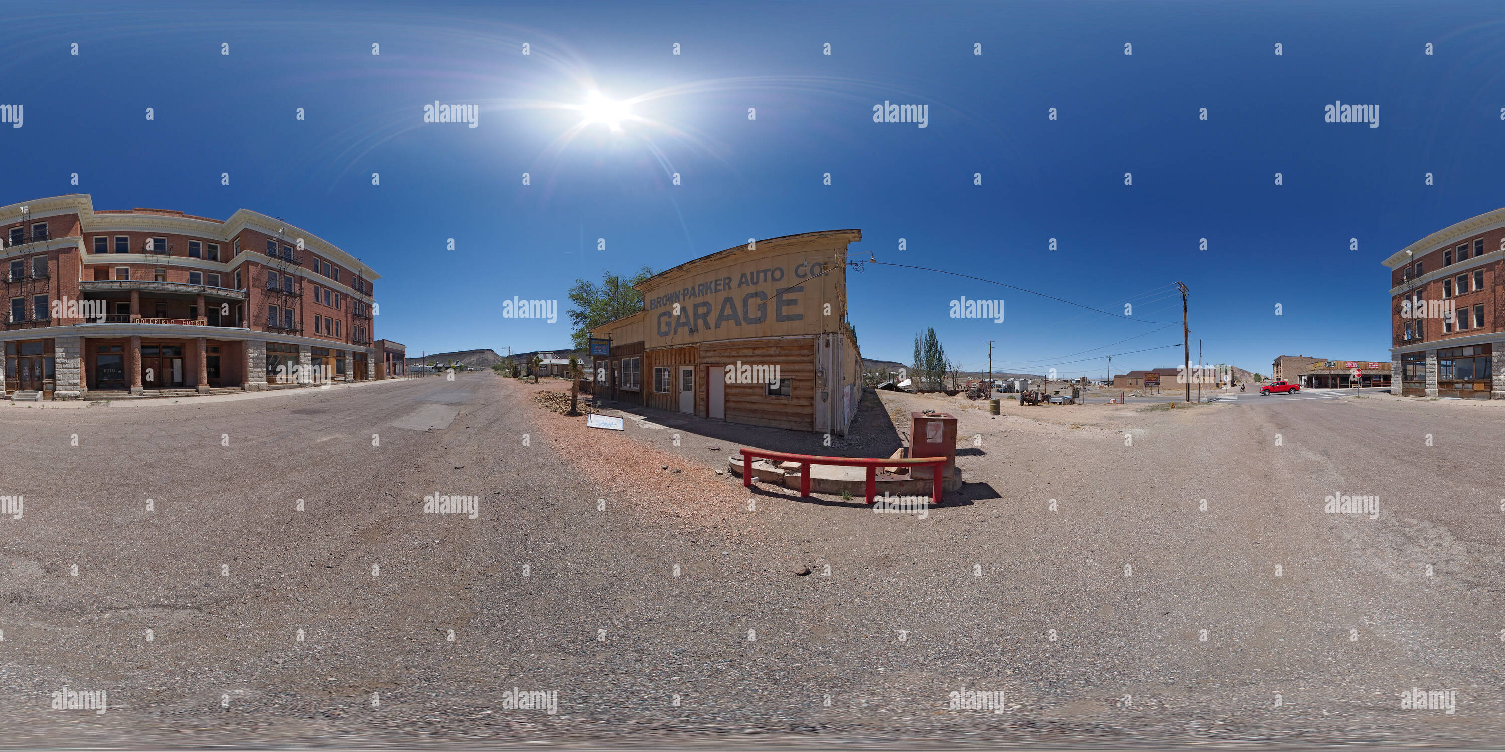 360° view of The impressive old Goldfield Hotel - Alamy