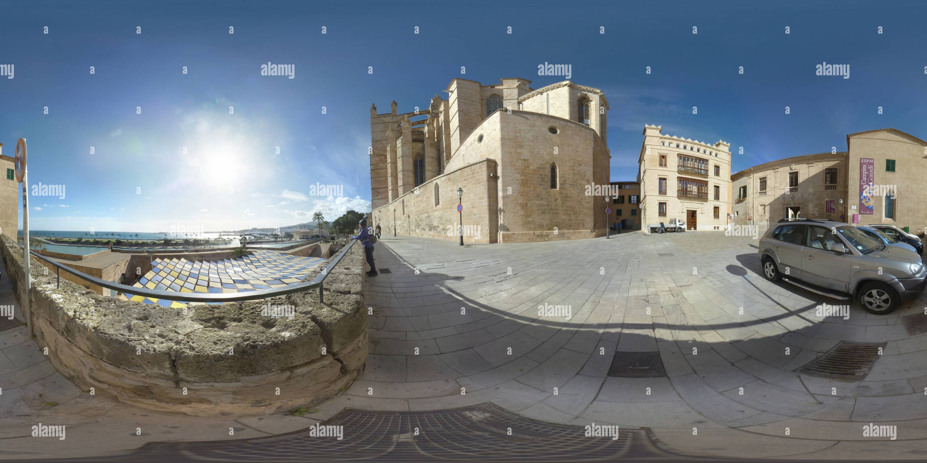 360 degree panoramic view of Catedral de Palma de Mallorca (abside)