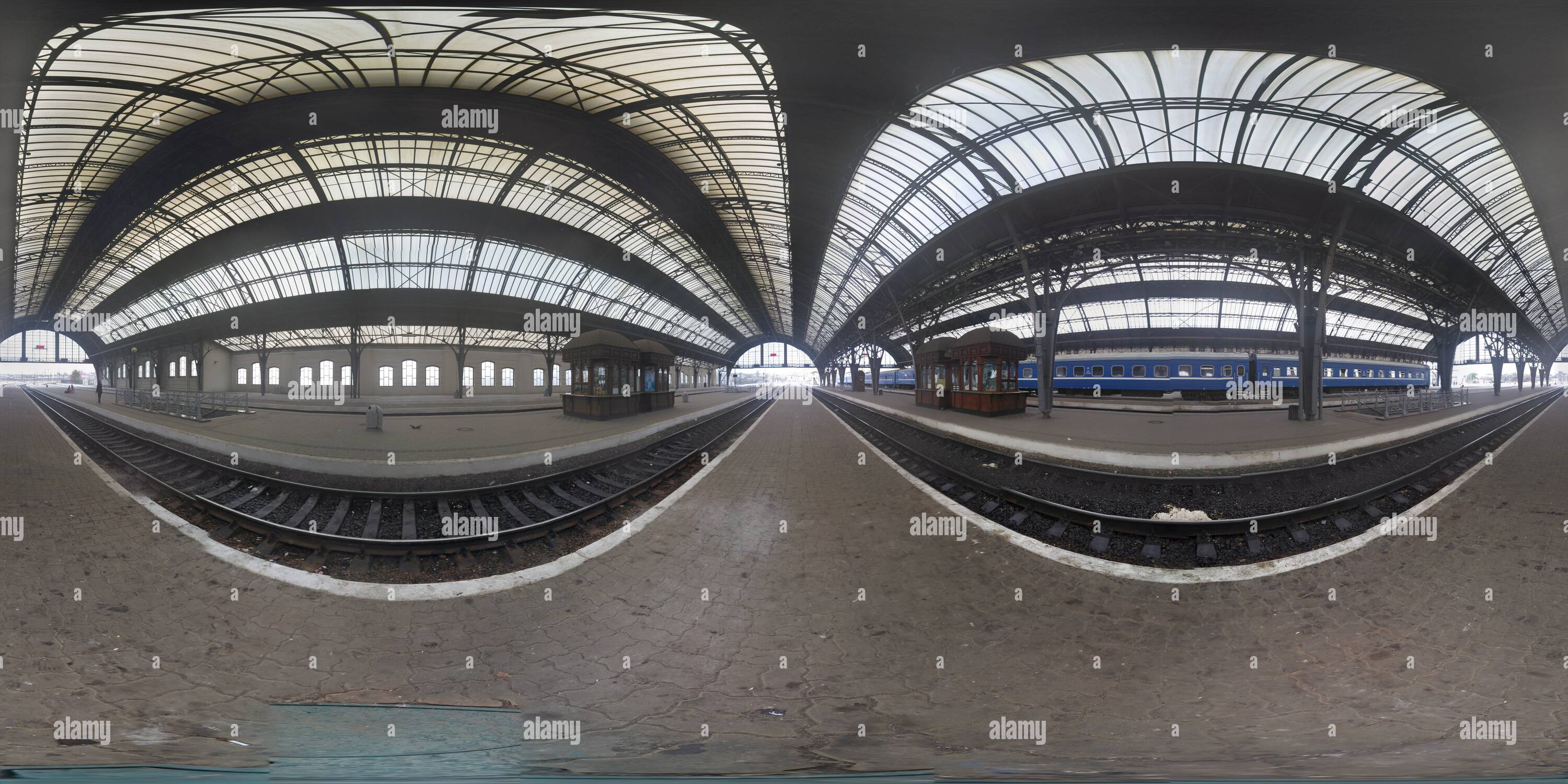 Lviv station hi-res stock photography and images - Alamy