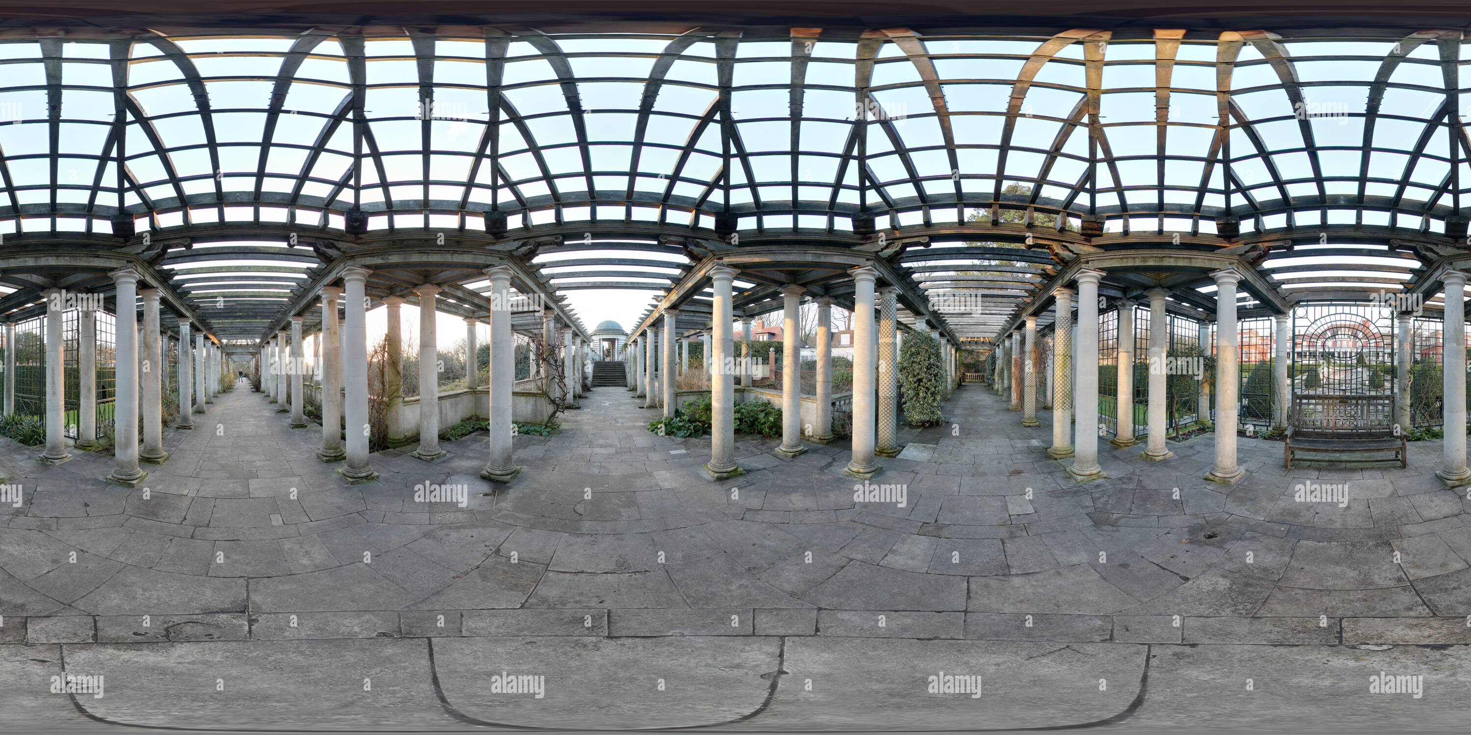 360° view of Golders Hill Park Hampstead Pergola 1 Alamy