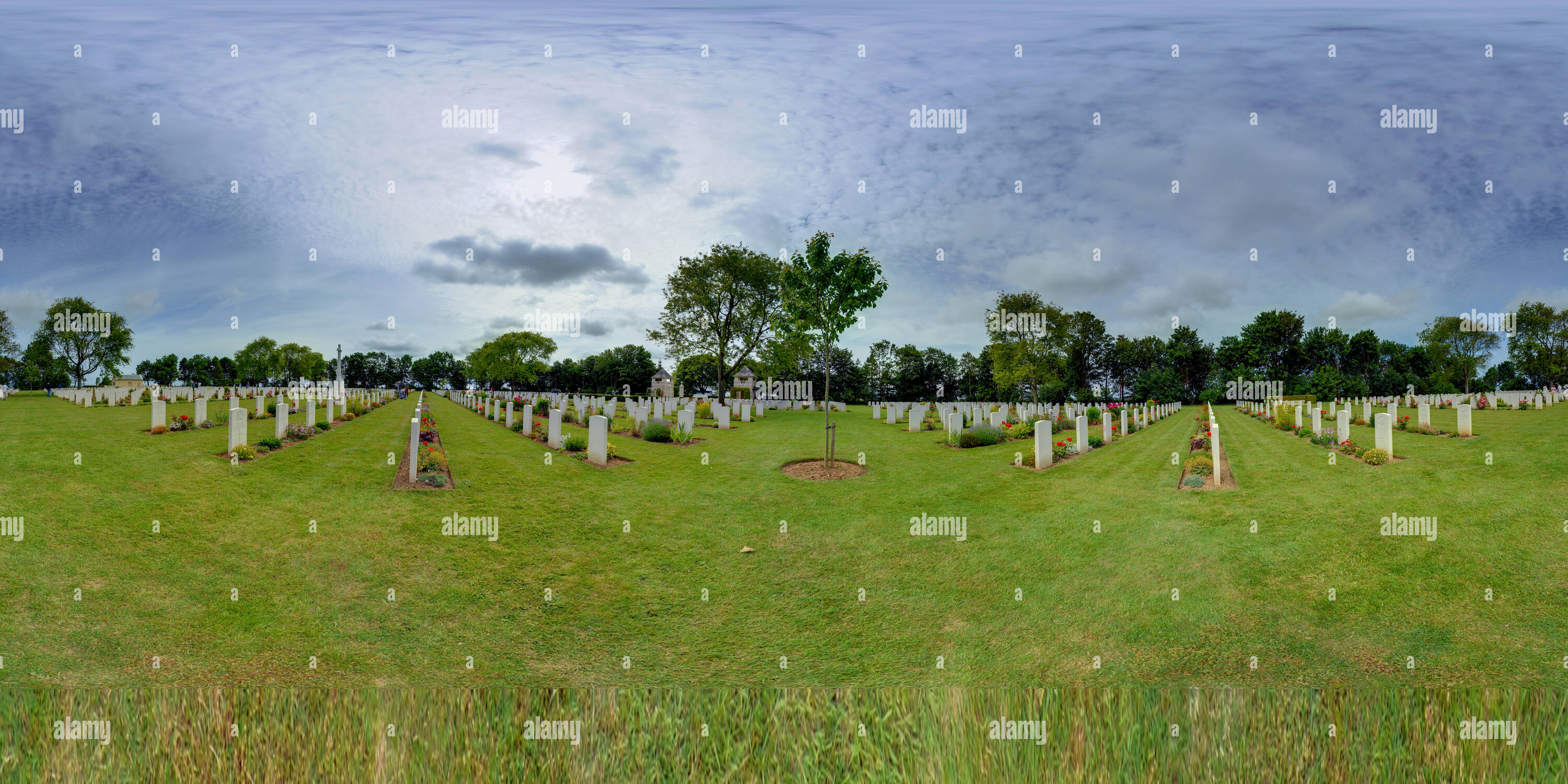 360 degree panoramic view of Bény-sur-Mer Canadian War Cemetery - Normandy France