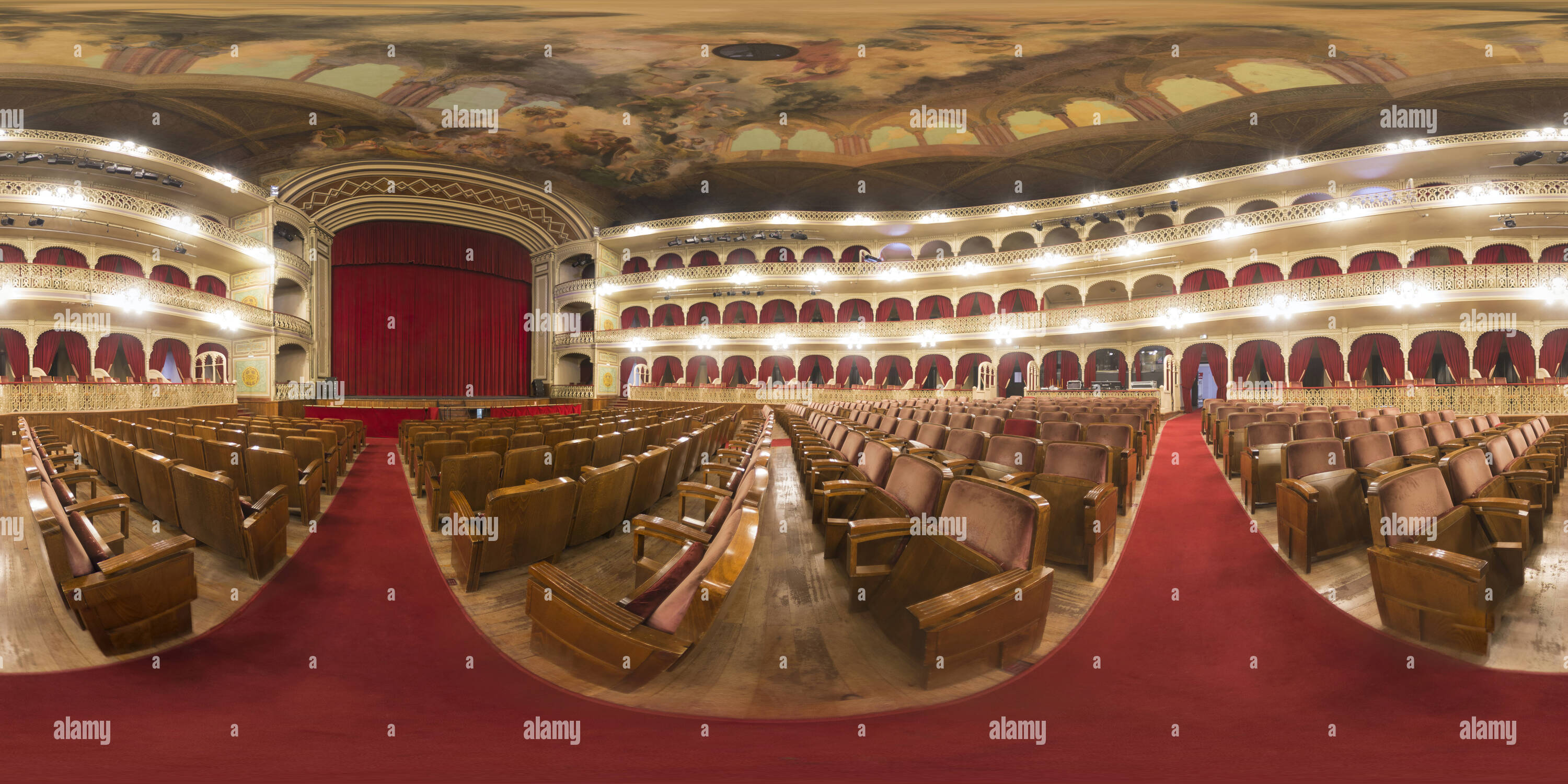 360° view of Gran Teatro Falla