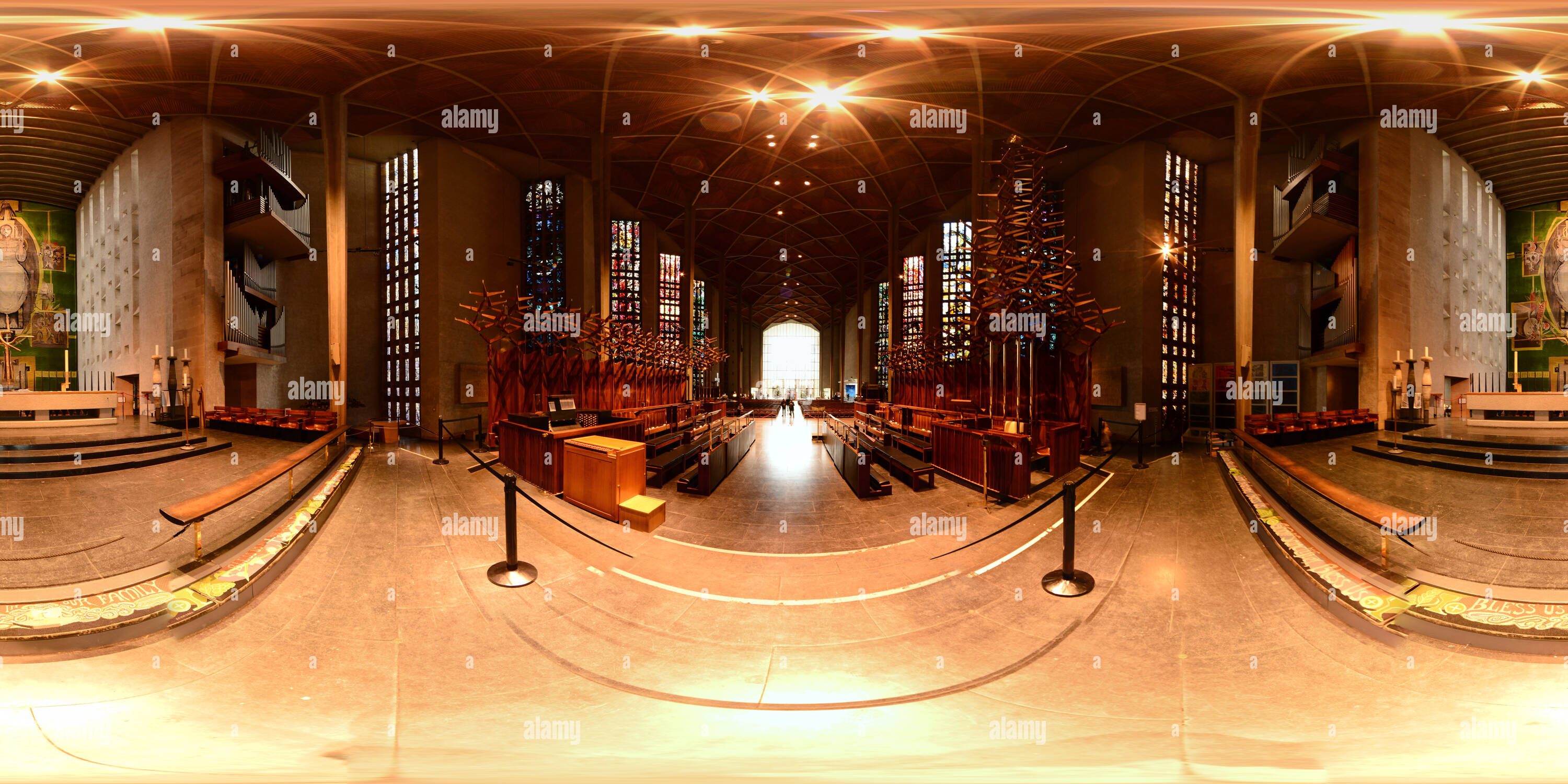 360° view of Coventry Cathedral interior - Alamy