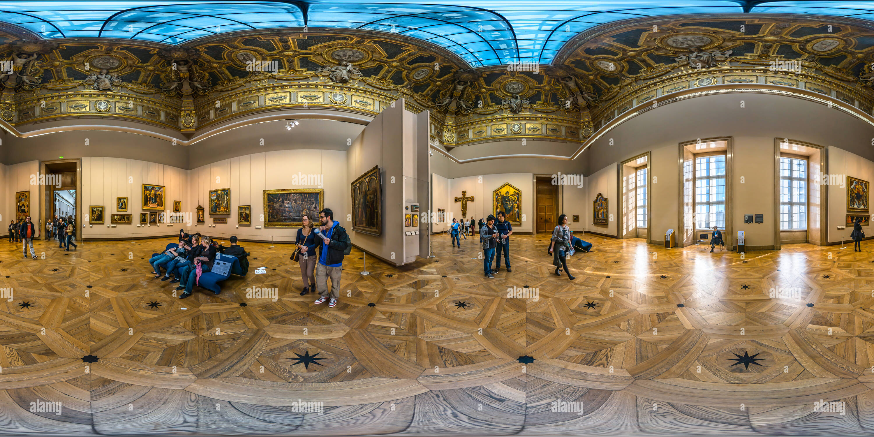 360 degree panoramic view of Salon Carré - Room3, 1st Floor, Denon, Louvre, Paris, 2014.
