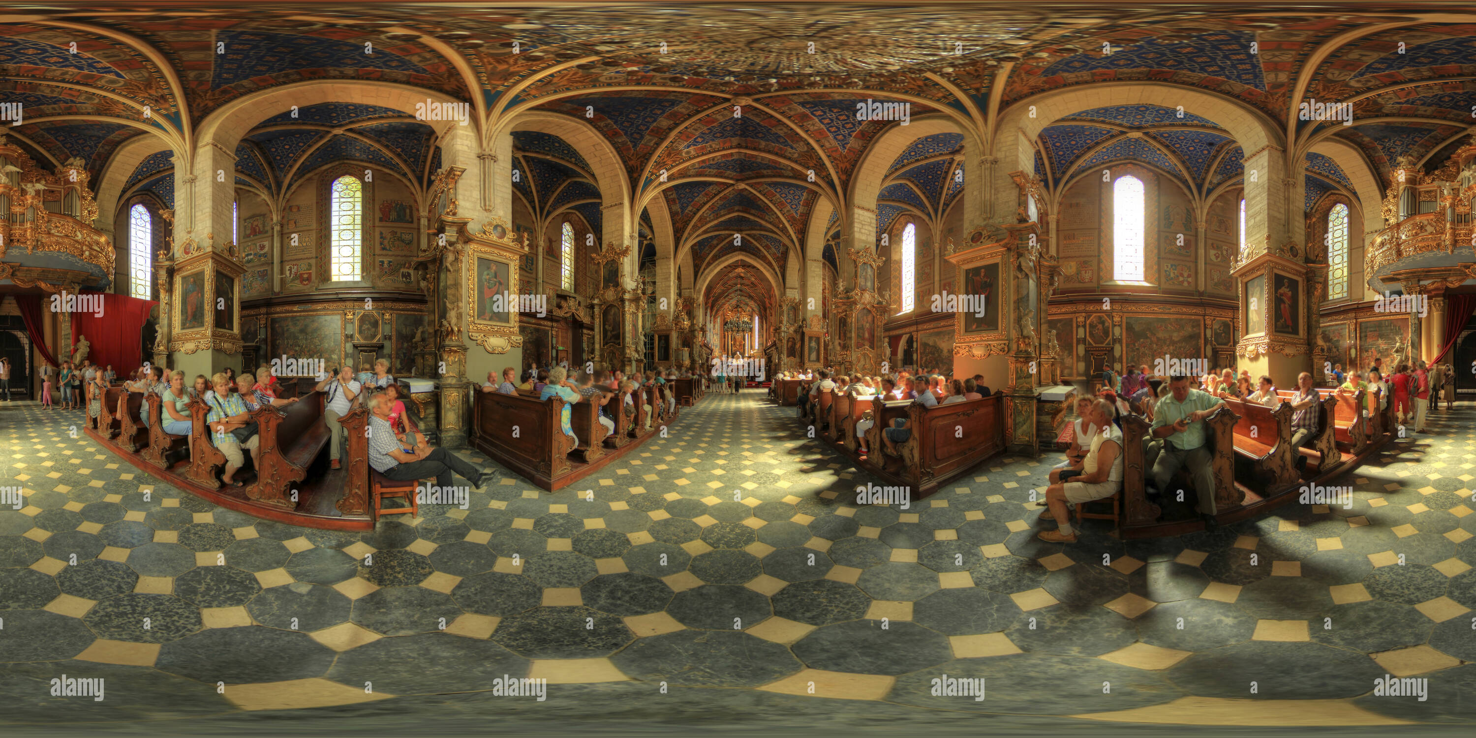 360° view of Cathedral Basilica of the Nativity of the Blessed Virgin