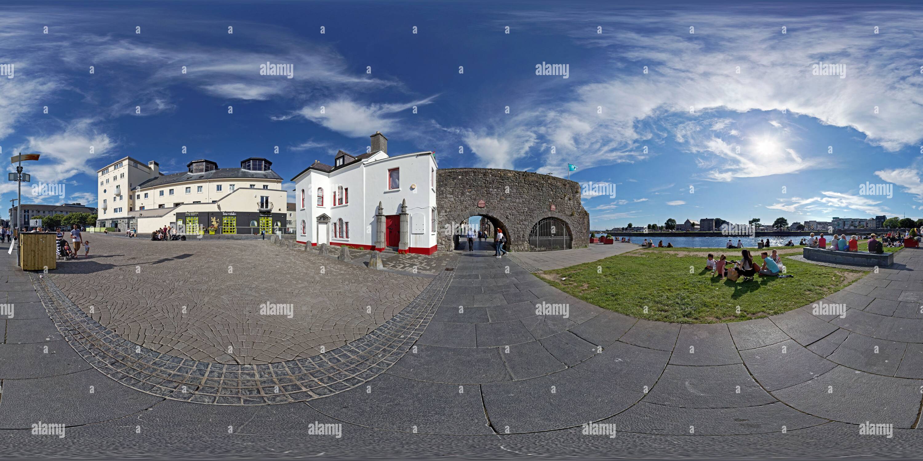 360° view of Galway - Gaillimh - Spanish Arch - Alamy