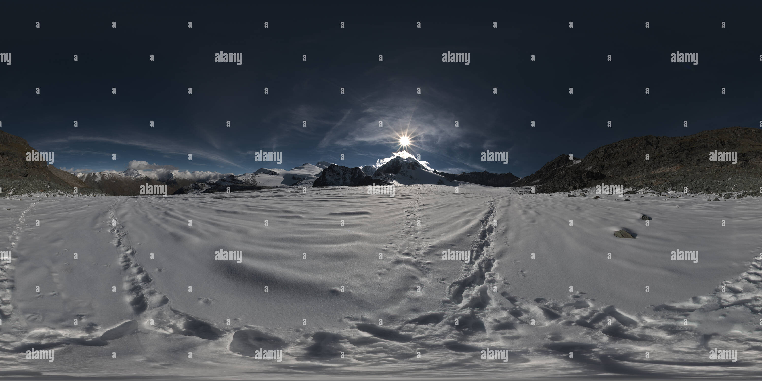 Reconnoiter hires stock photography and images Alamy