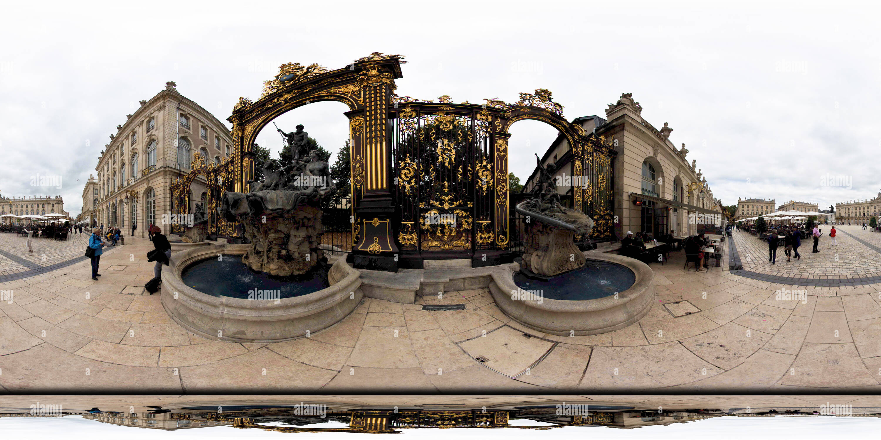 360 degree panoramic view of Place Stanislas, Nancy, 2016-09, freehand