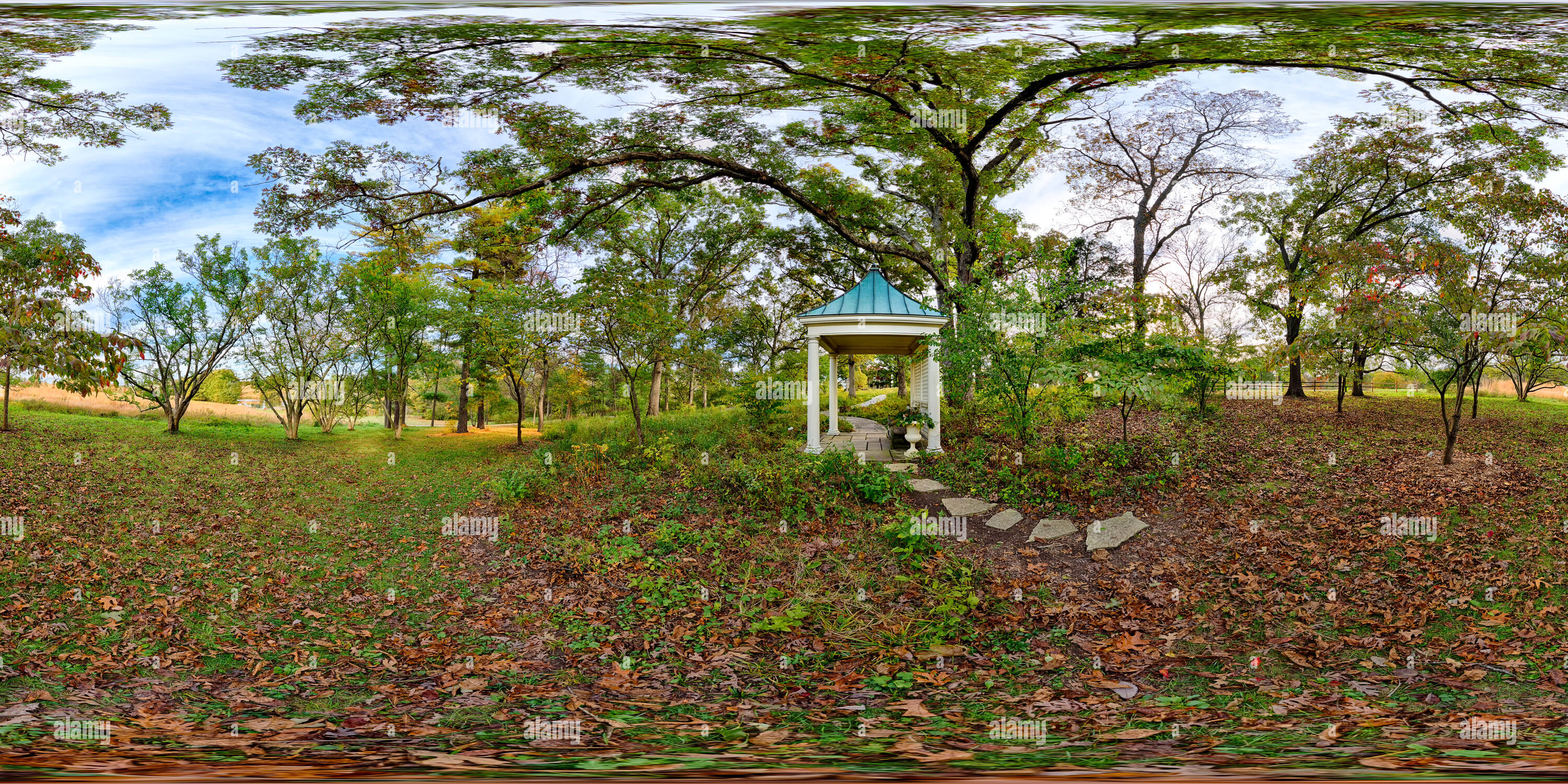 360° view of Shaw Nature Reserve Bascom House Gazebo Usa - Alamy