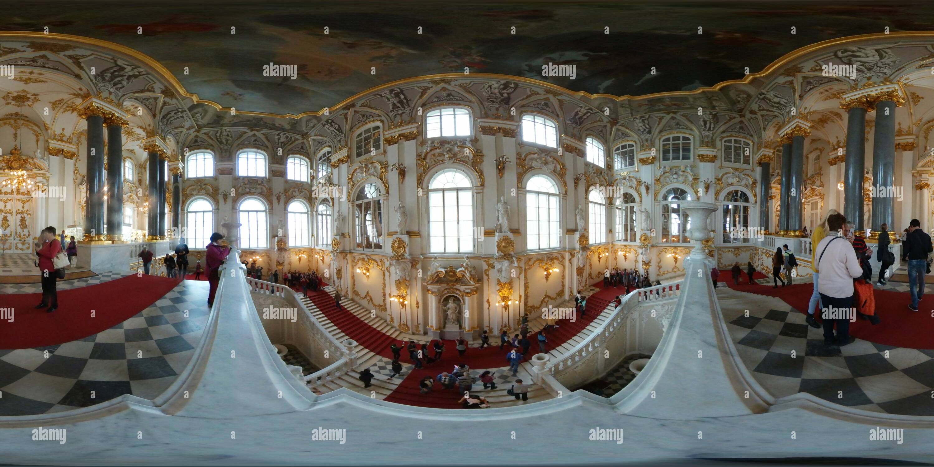 360° view of The State Hermitage Museum, Saint Petersburg, Russia Alamy