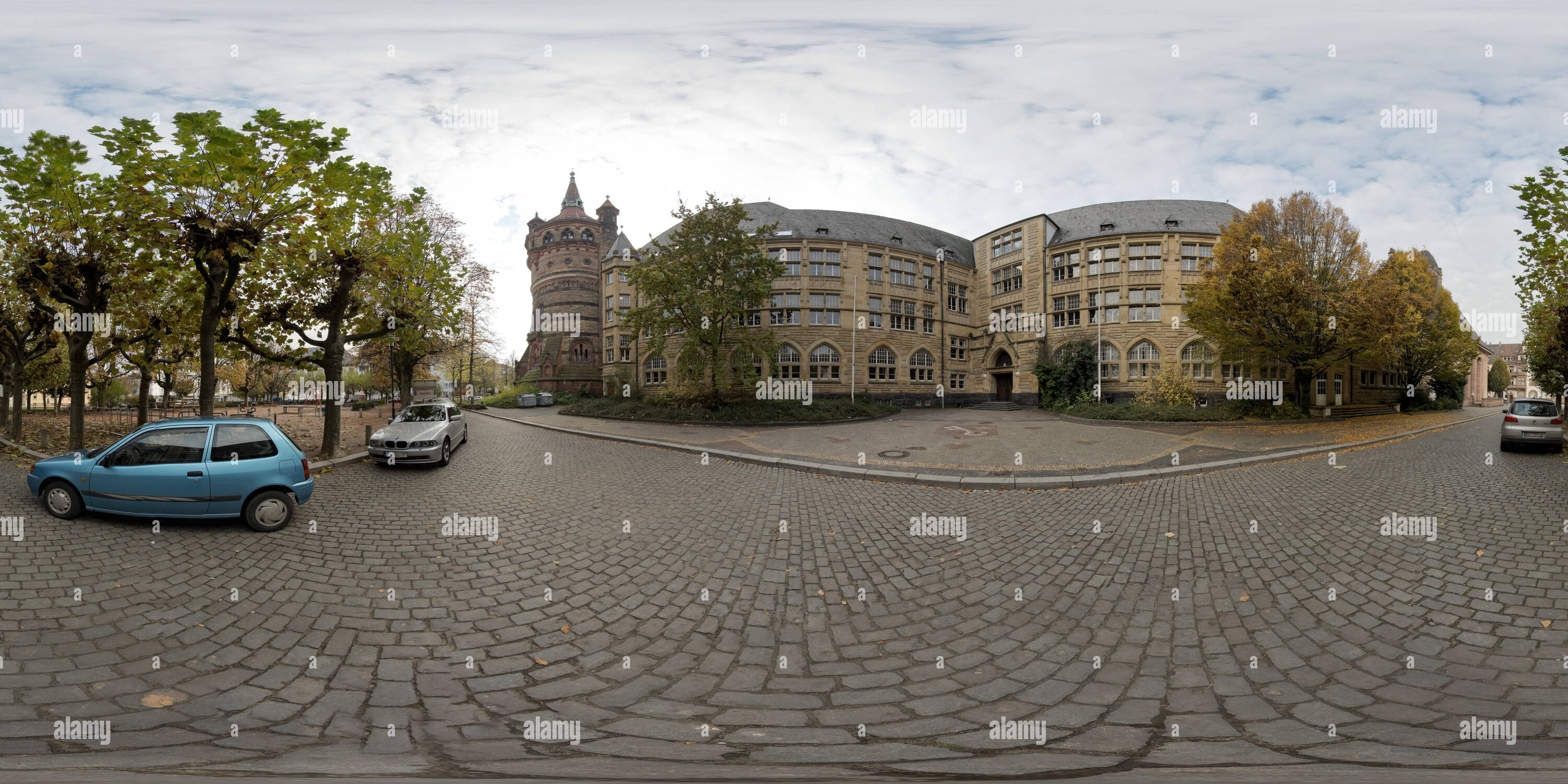 360 degree panoramic view of Eleonoren Gymnasium (Grammar School), Worms, 2016-11, Monopod