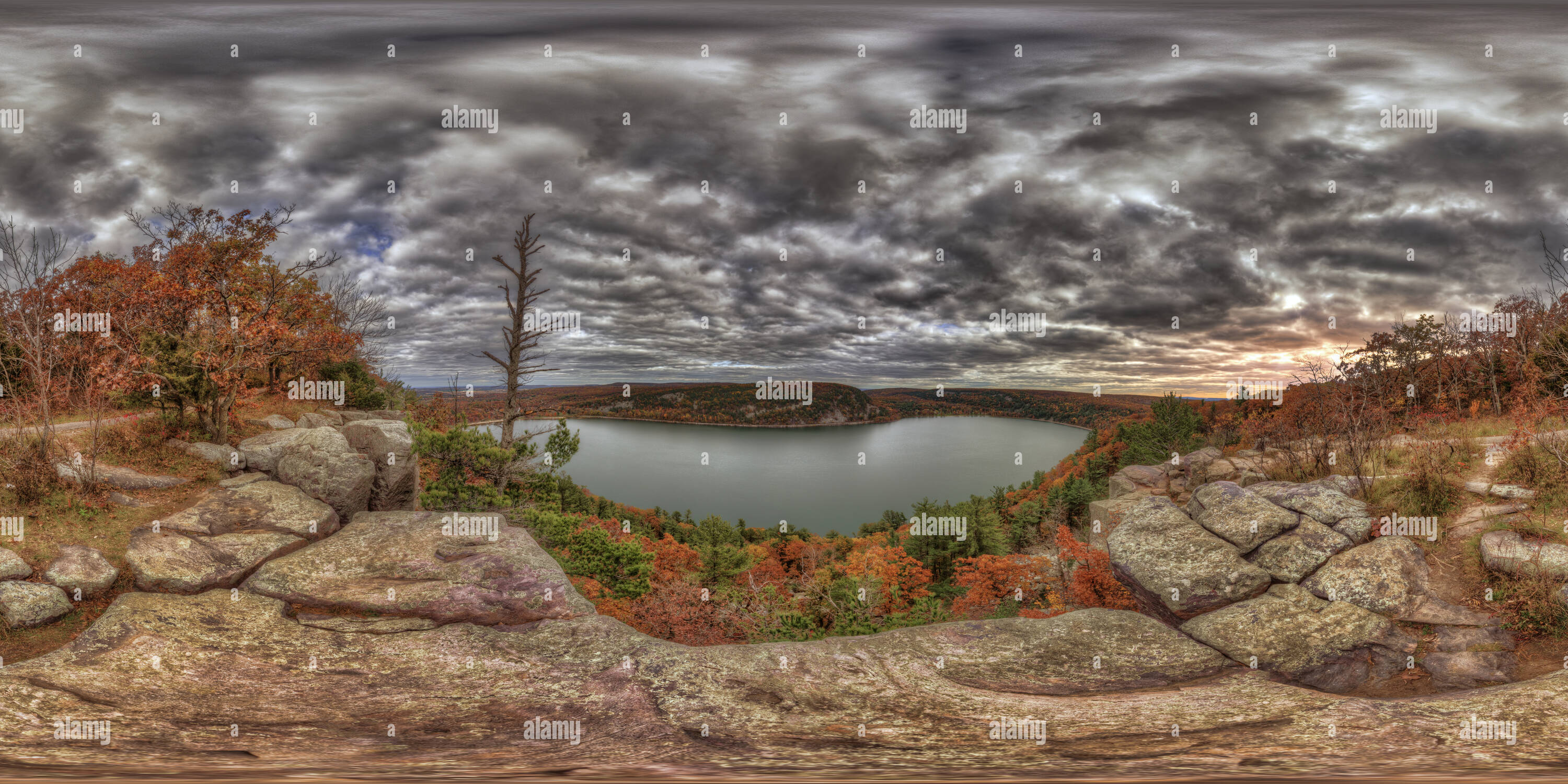 360° view of Devil's Lake State Park - West Bluff - Baraboo, Wisconsin ...