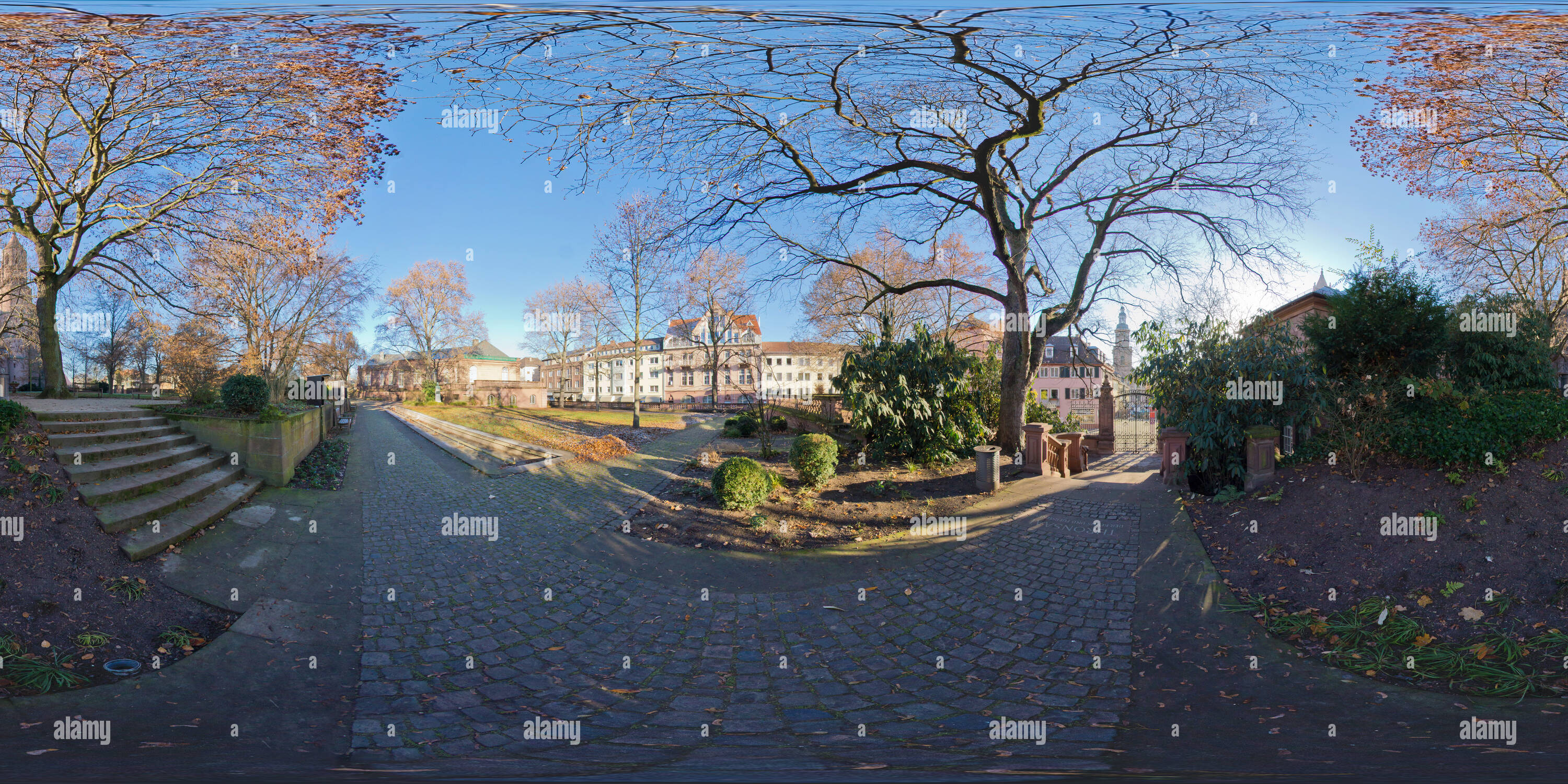 360 degree panoramic view of Heylshof Garden, Worms, 2016-12, freehand