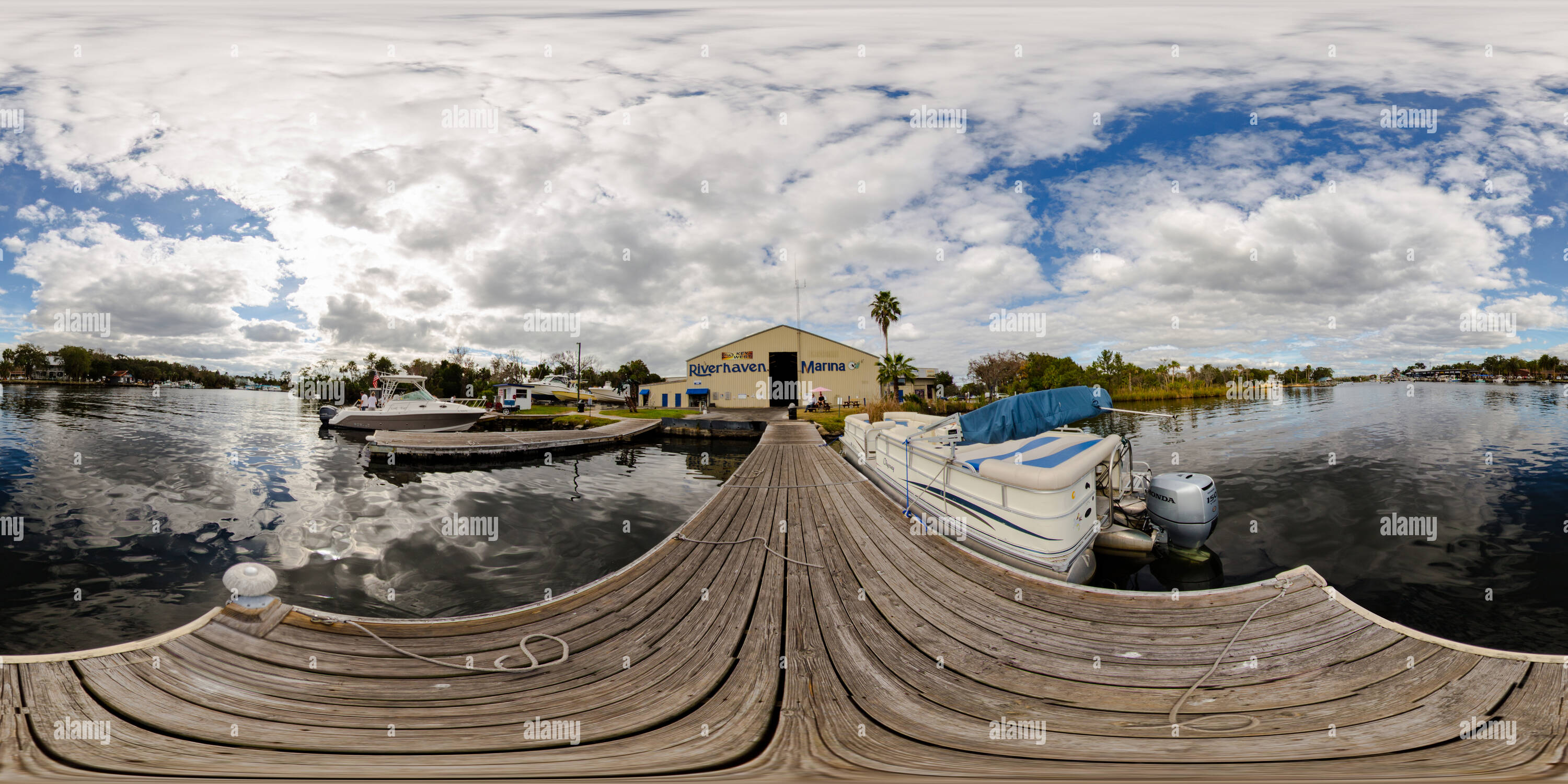 360° view of Riverhaven Marina, Homosassa River, FL - Alamy