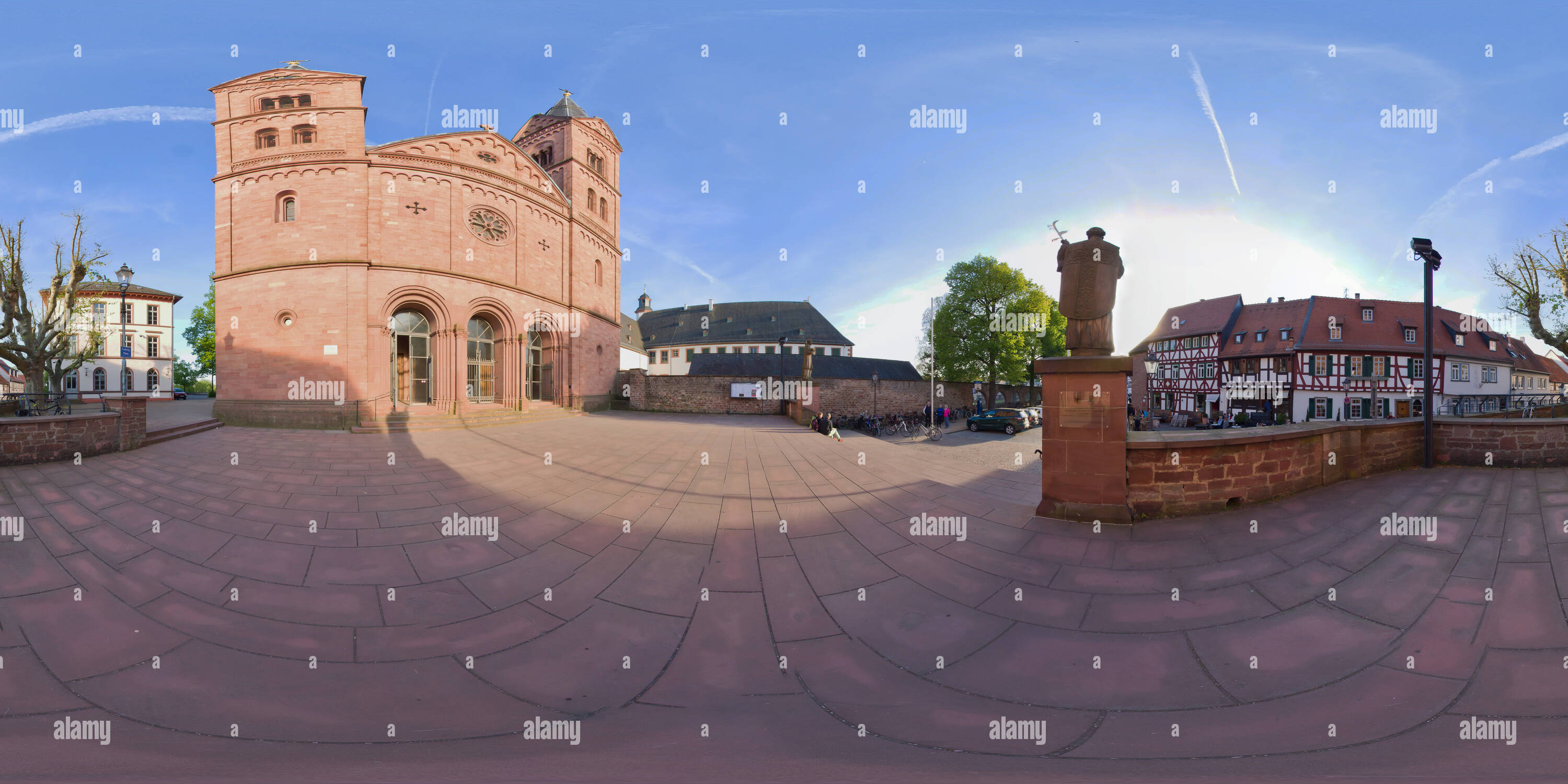 360 degree panoramic view of Church St Marcellinus and Petrus, Seligenstadt, 2017-04, freehand