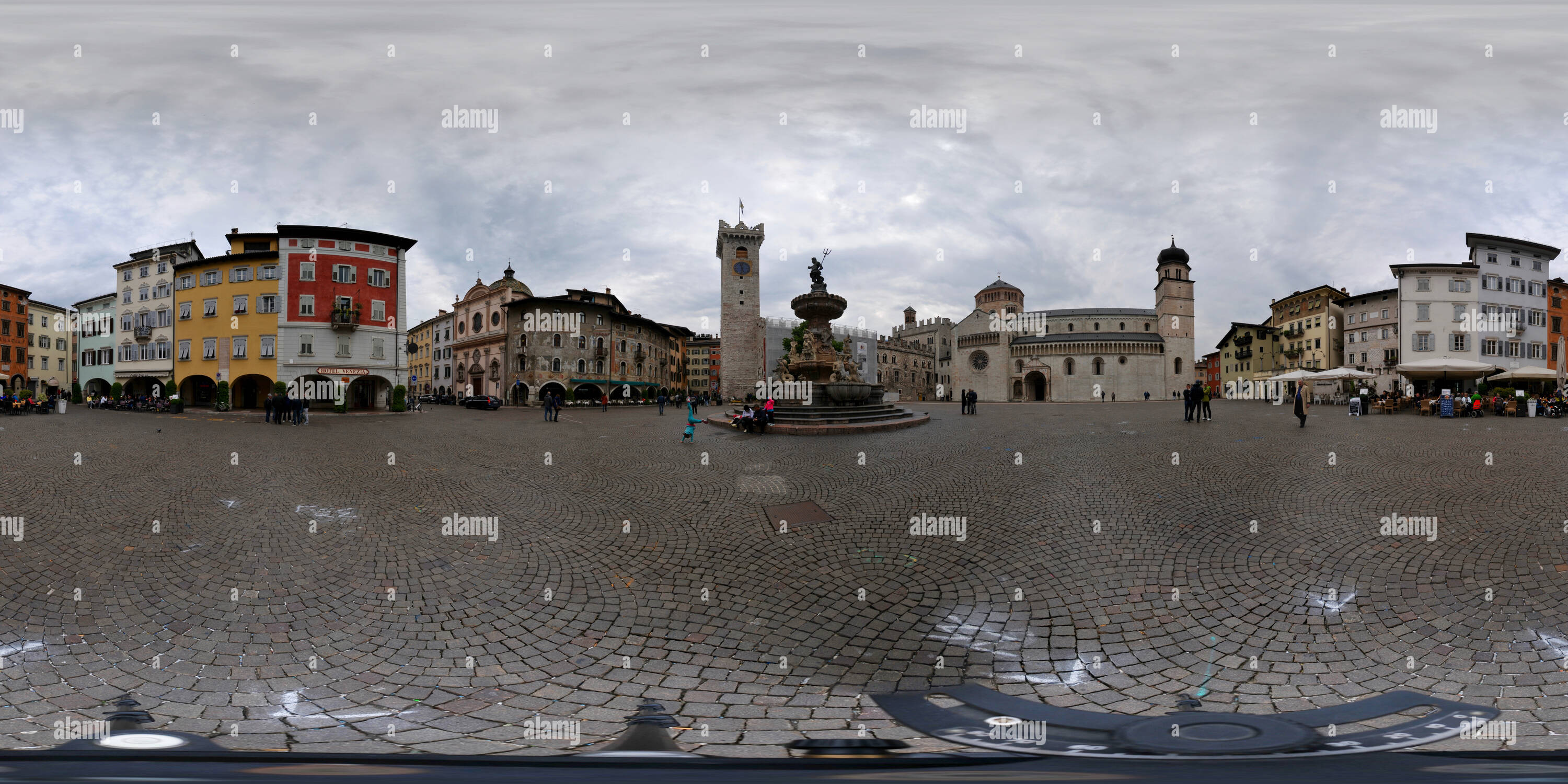 360° View Of Trento Piazza Duomo Alamy