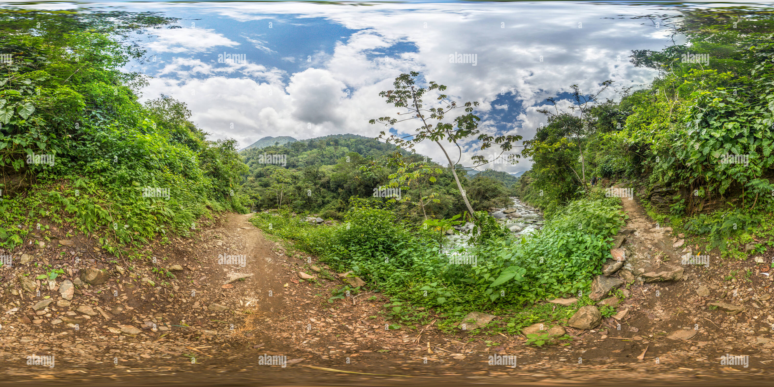 360 degree panoramic view of COLOMBIA - Lost City Trek 14 - Buritaca River Viewpoint